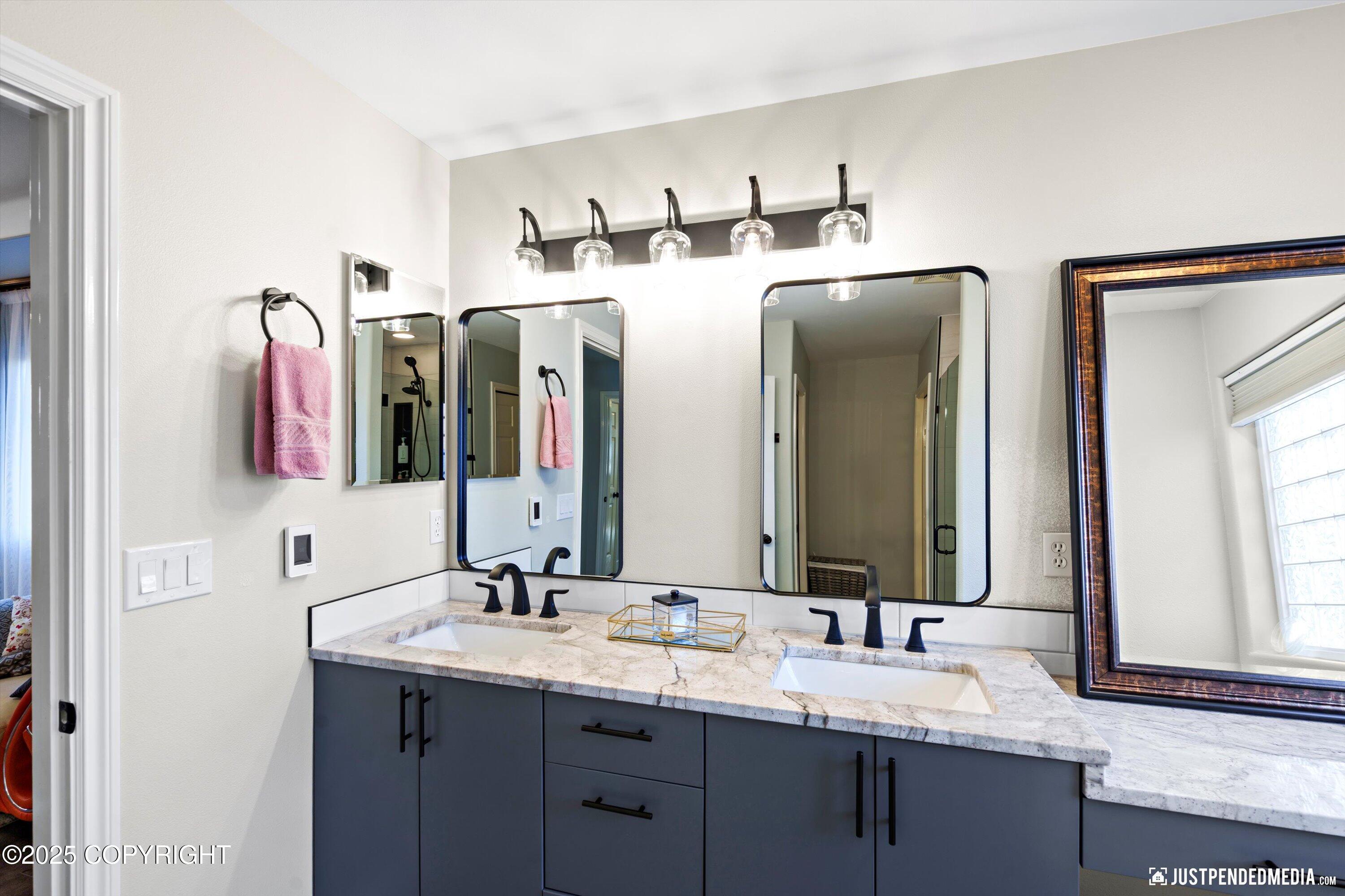 2735 Meadow Wood Circle, Anchorage