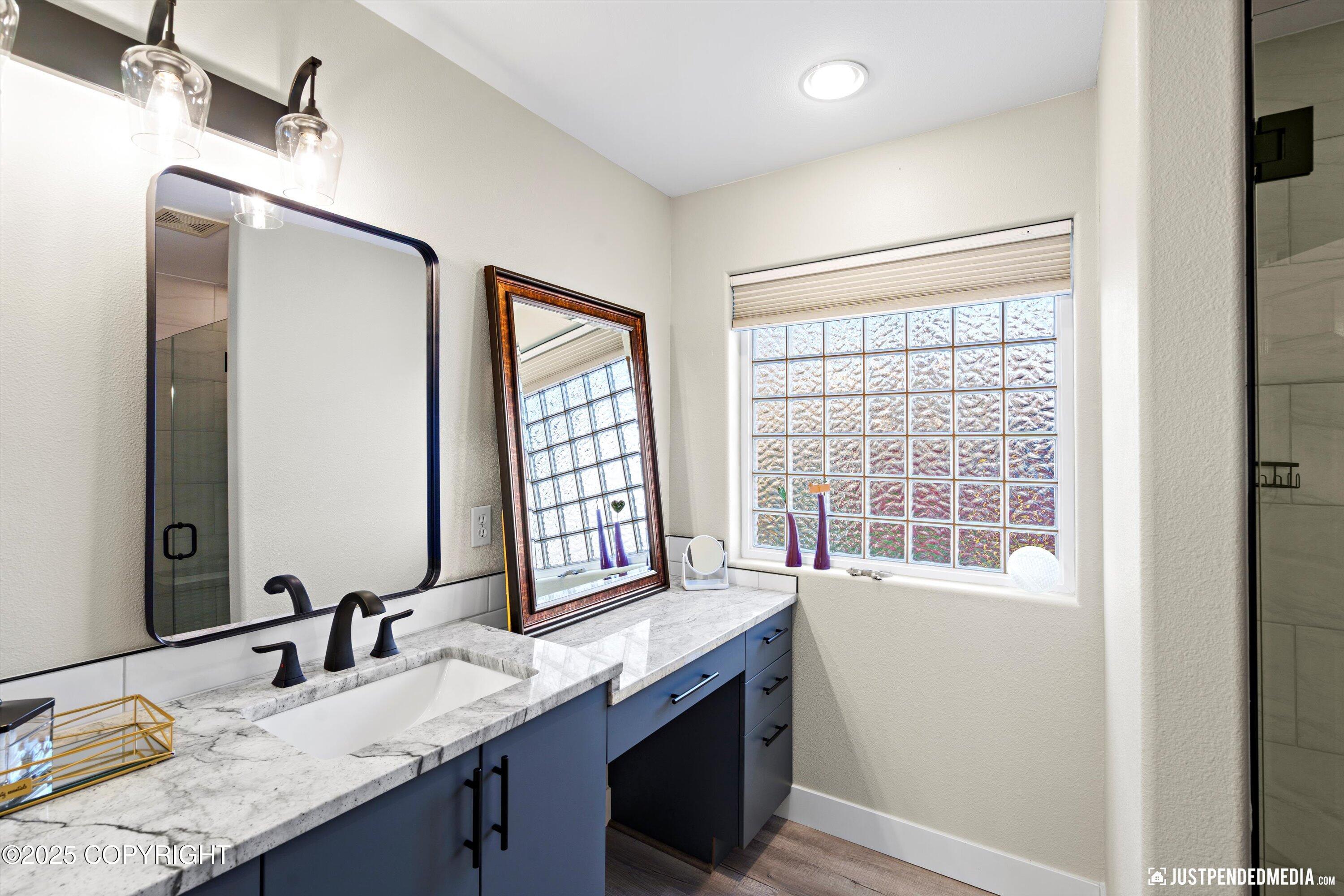 2735 Meadow Wood Circle, Anchorage