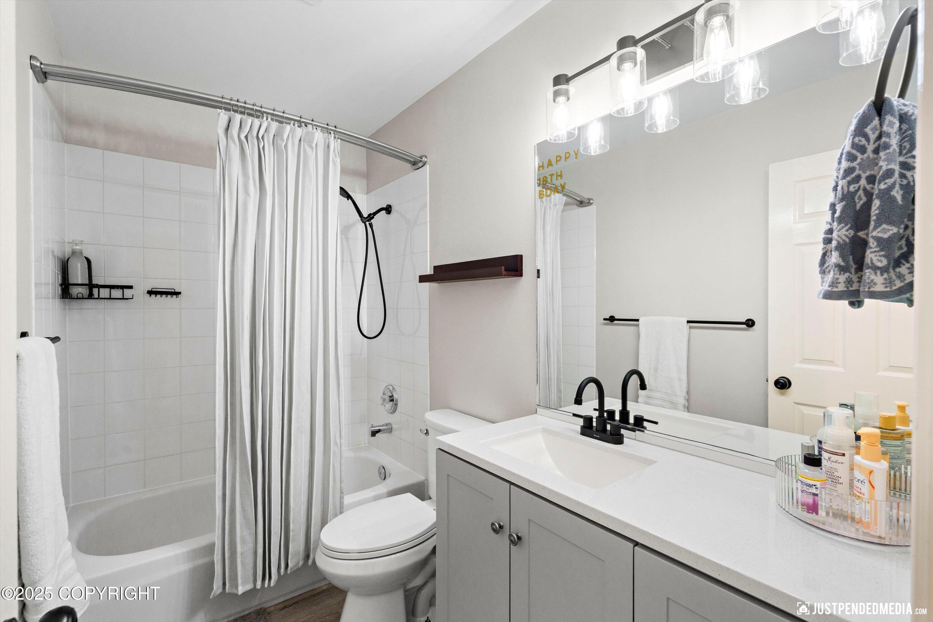 2735 Meadow Wood Circle, Anchorage