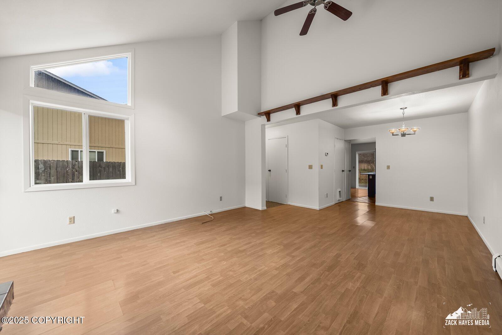 9122 Lakehurst Drive