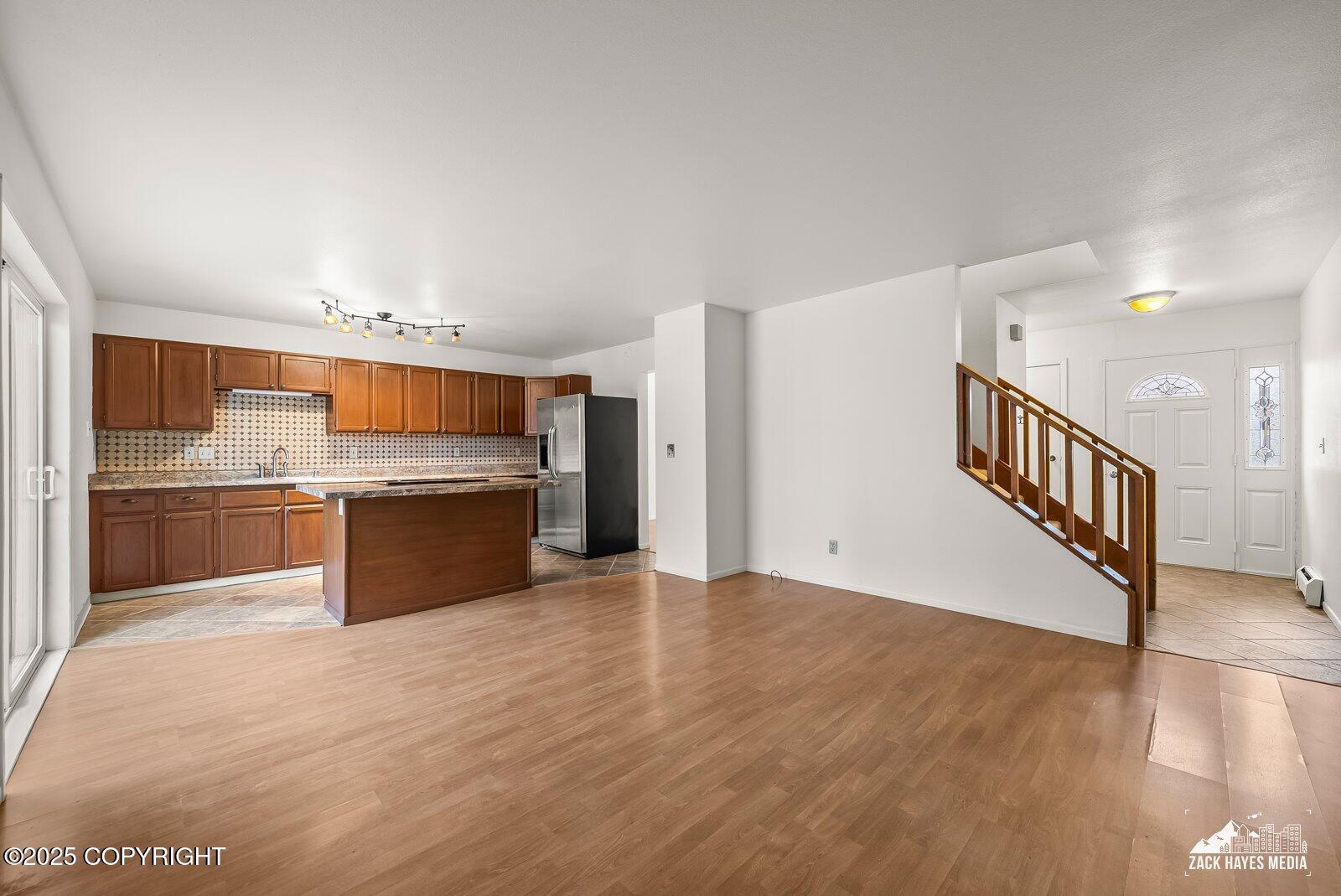 9122 Lakehurst Drive