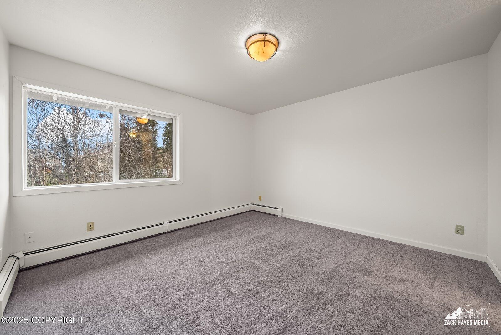 9122 Lakehurst Drive