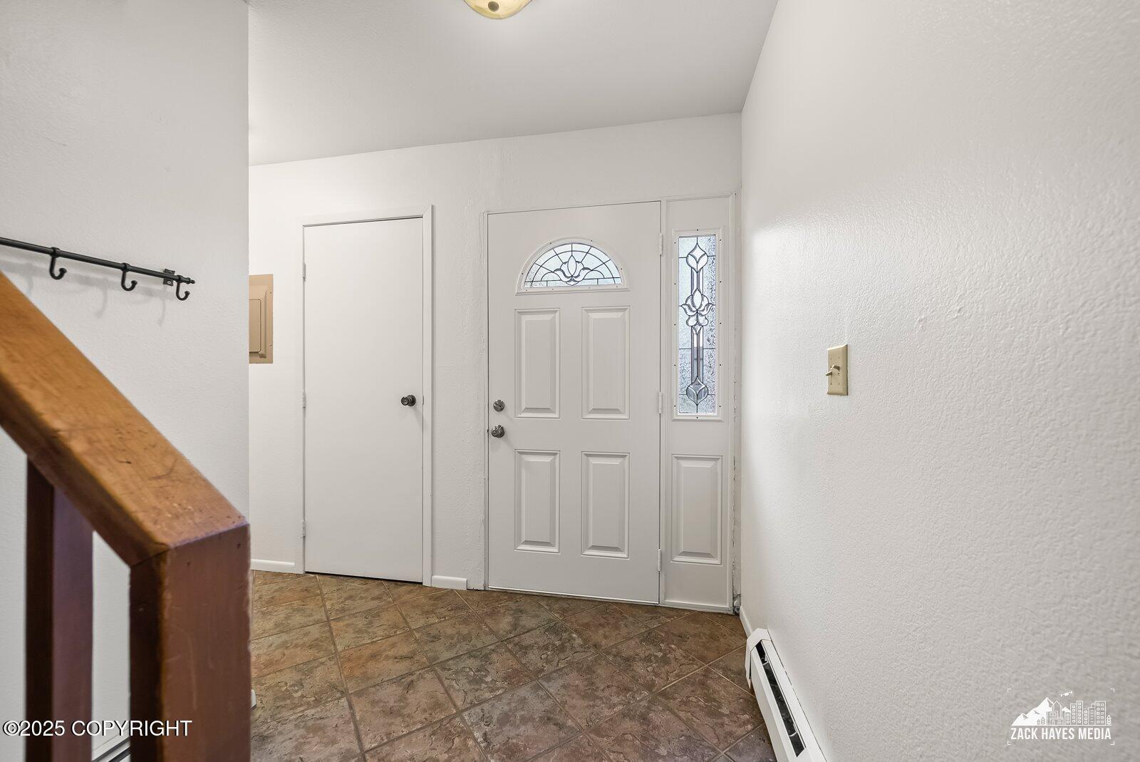 9122 Lakehurst Drive