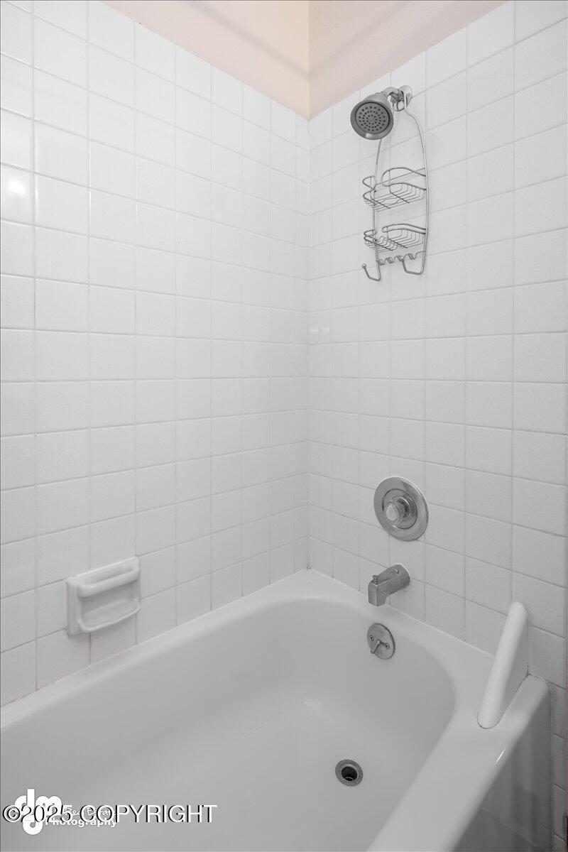 7321 Huntsmen Circle # H Unit: 21-H