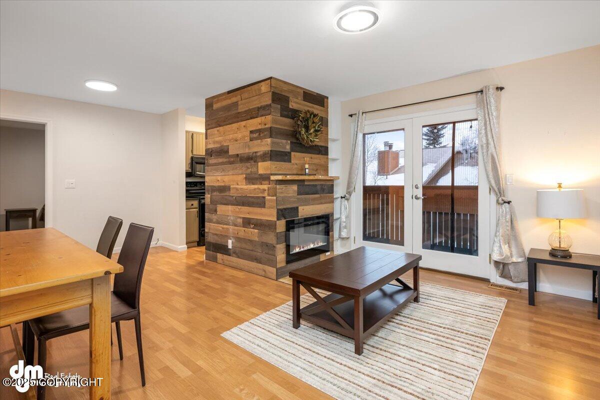 7321 Huntsmen Circle # H Unit: 21-H