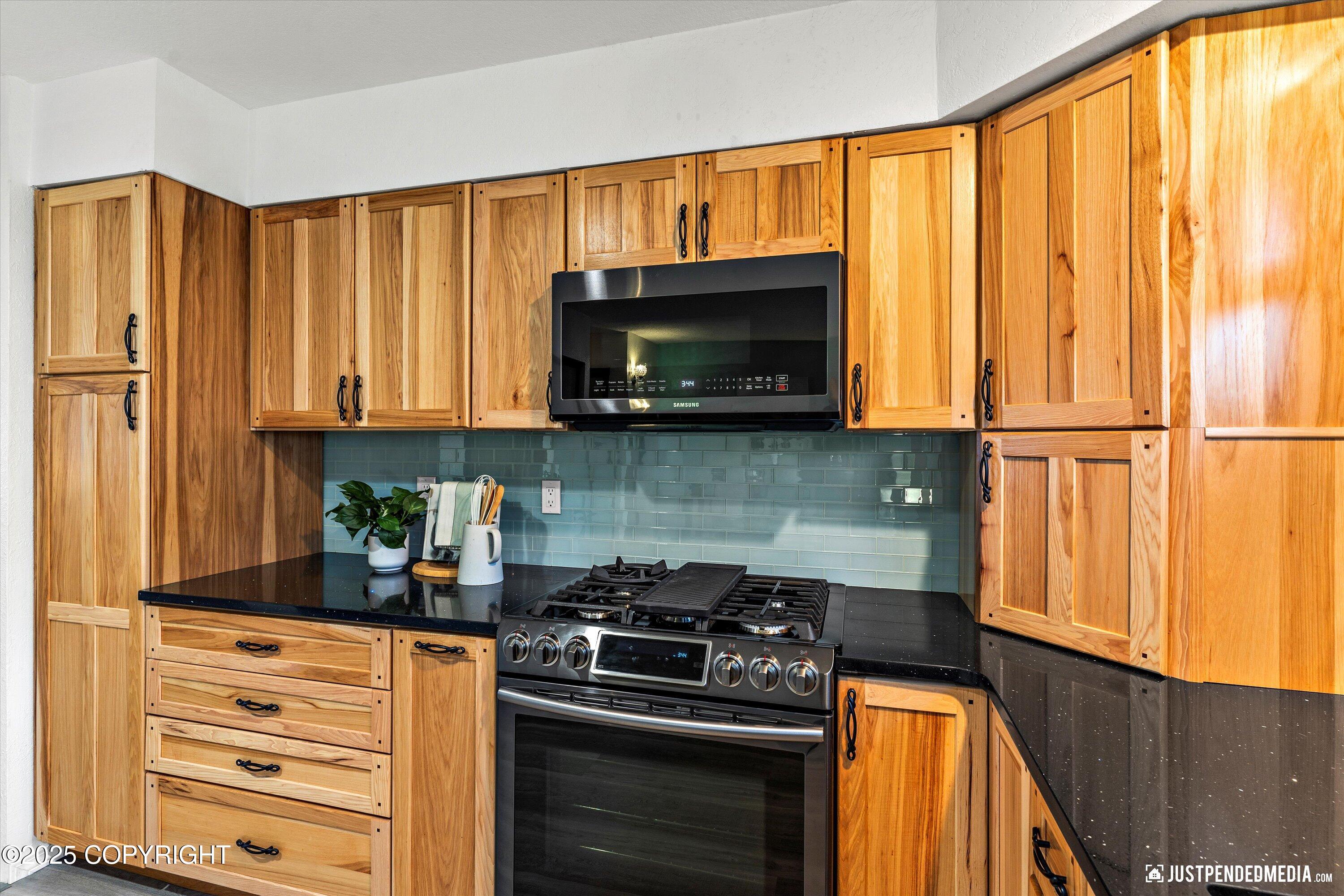 3265 Montclaire Court # 17E