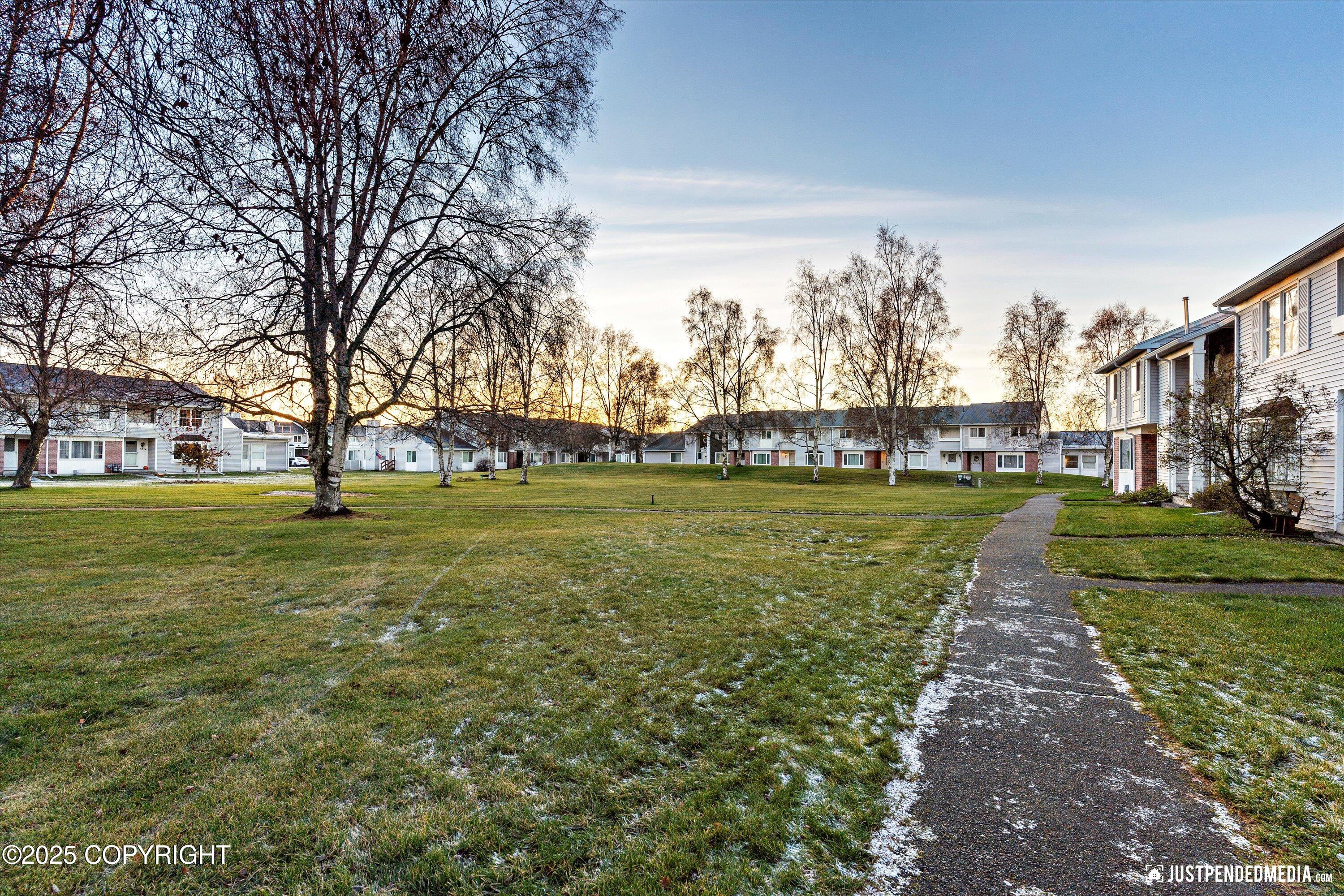 3265 Montclaire Court # 17E