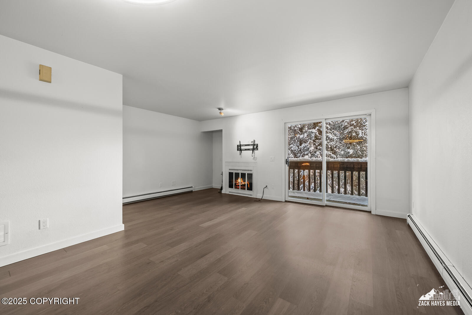 6469 Village Parkway # 203 Unit: #203