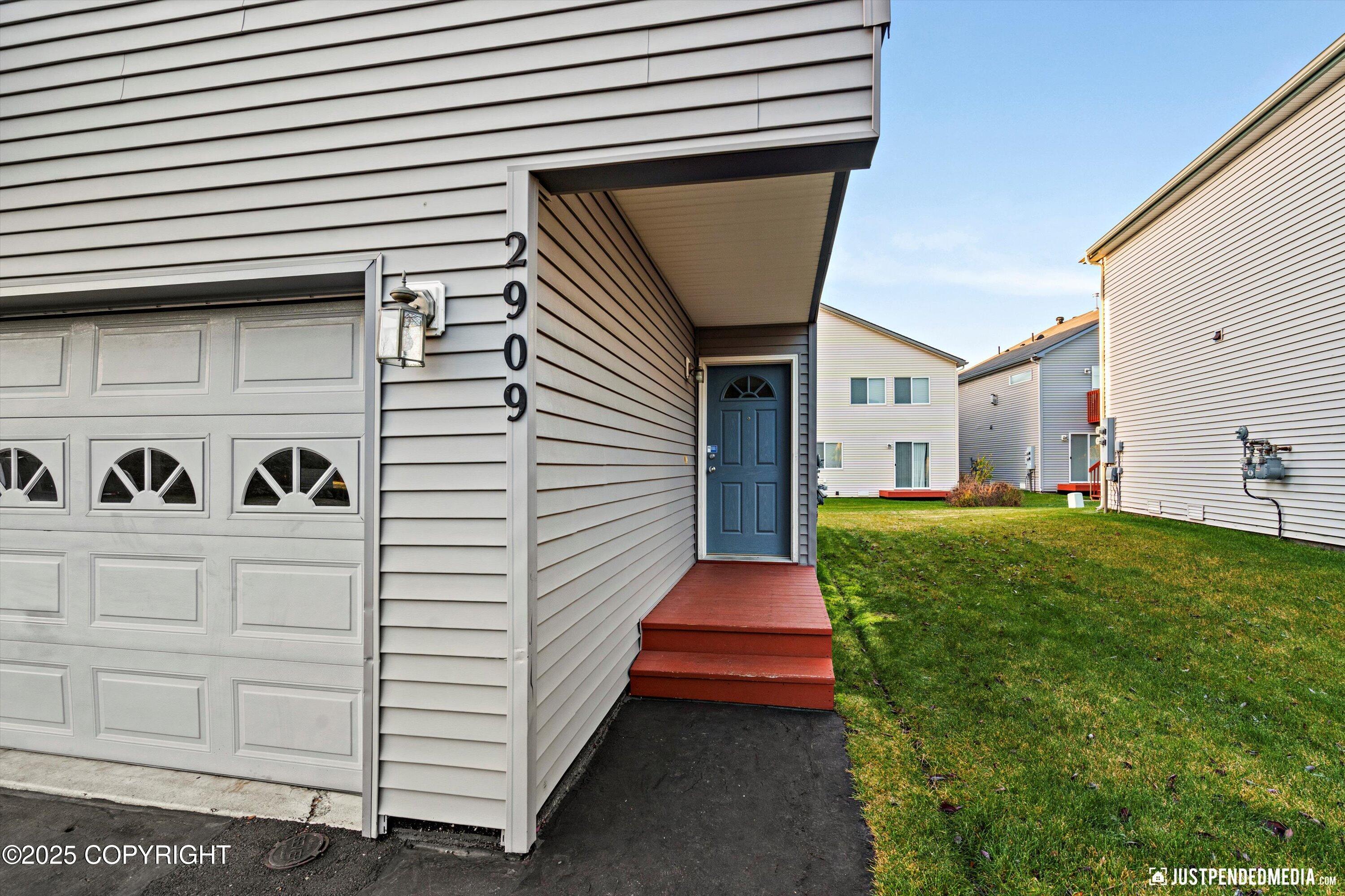 2909 Seclusion Cove Drive