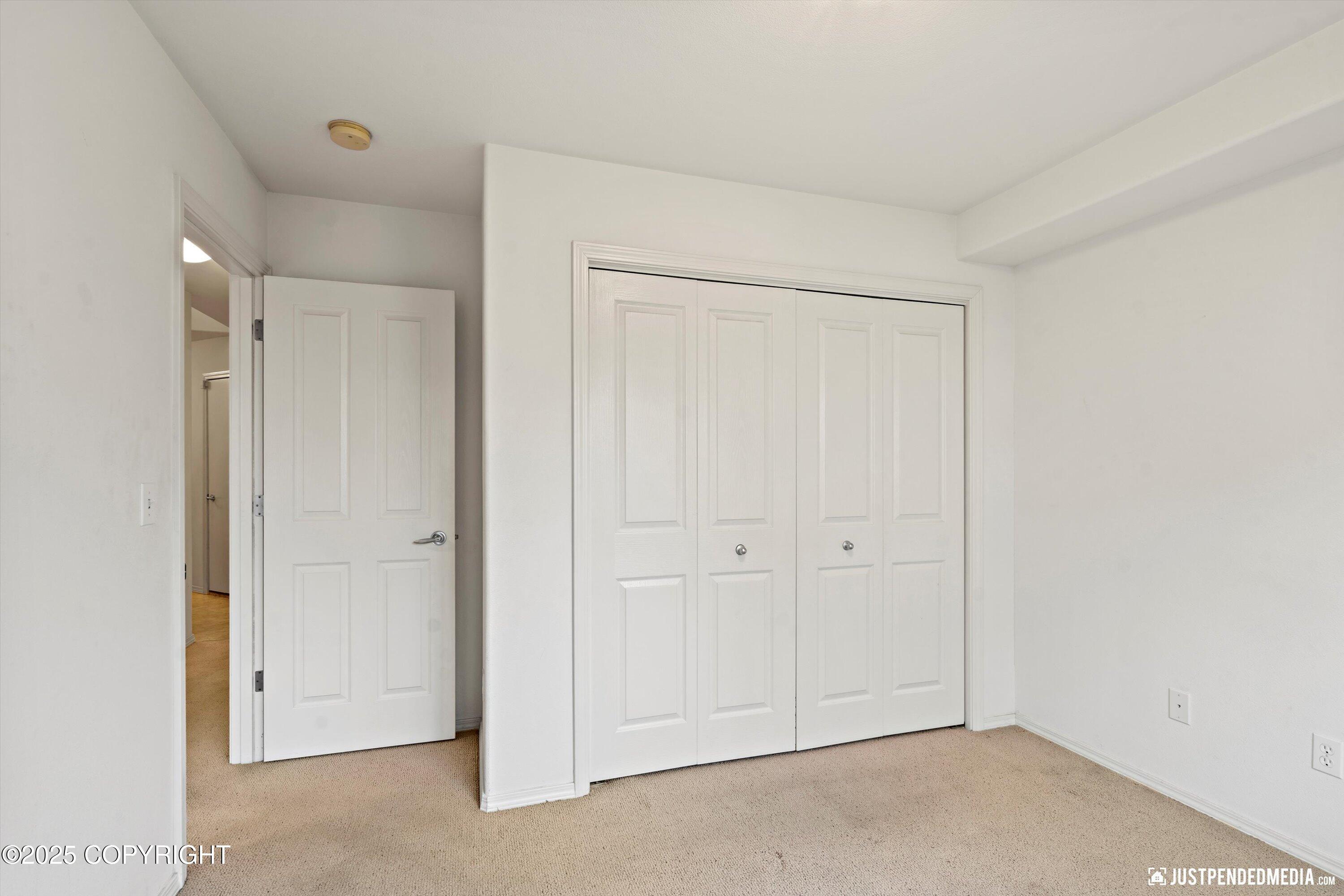 2909 Seclusion Cove Drive