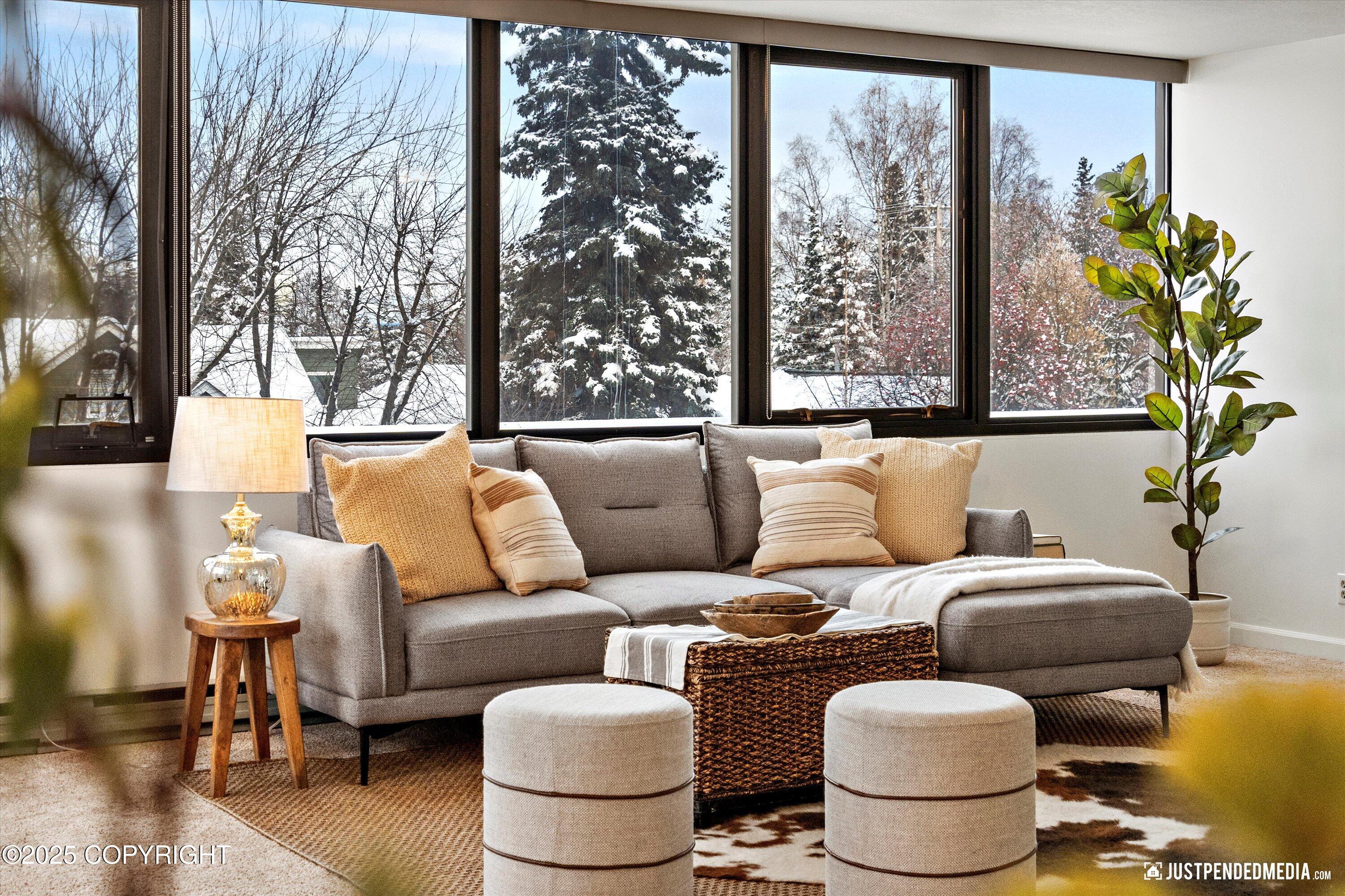 1113 W Fireweed Lane # 204 Unit: #204