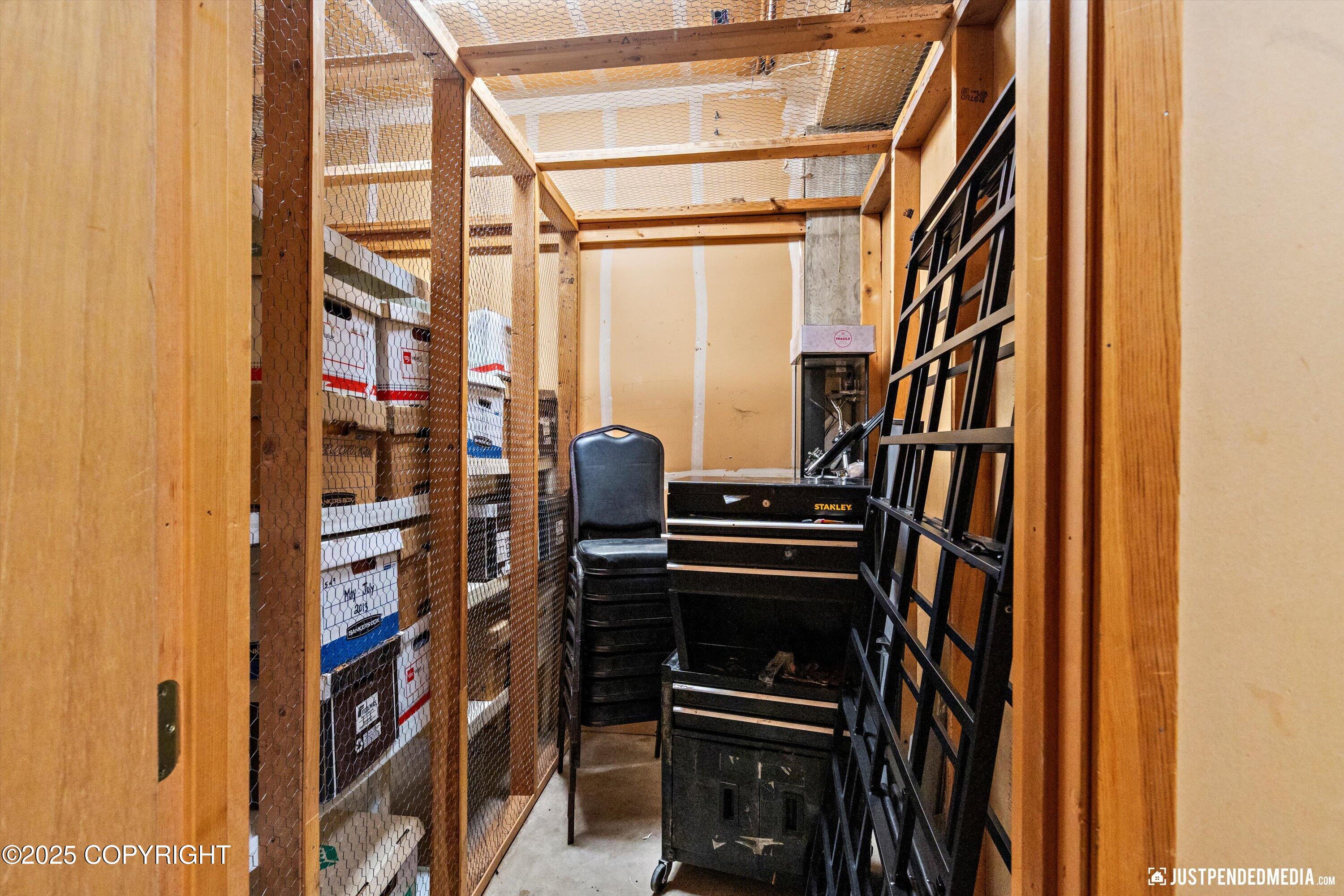 1113 W Fireweed Lane # 204 Unit: #204