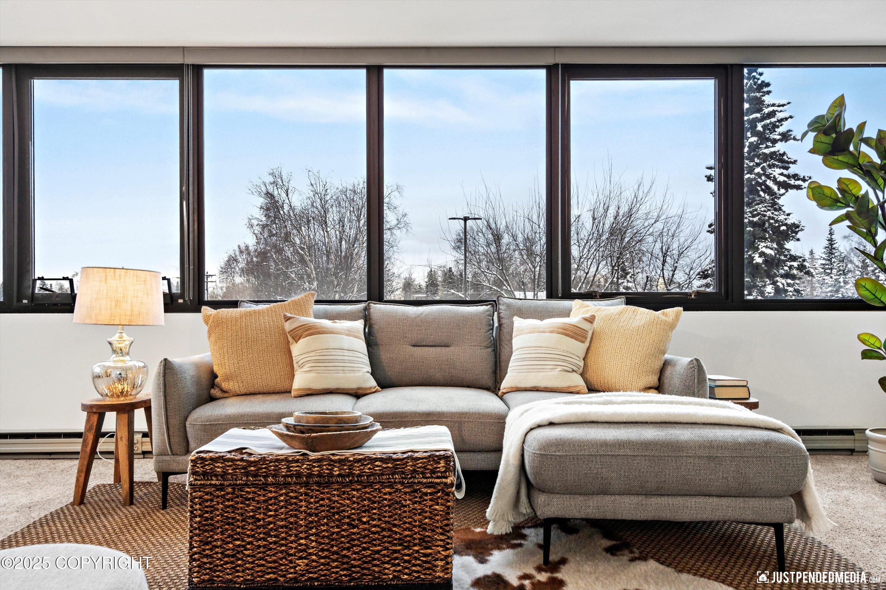 1113 W Fireweed Lane # 204 Unit: #204