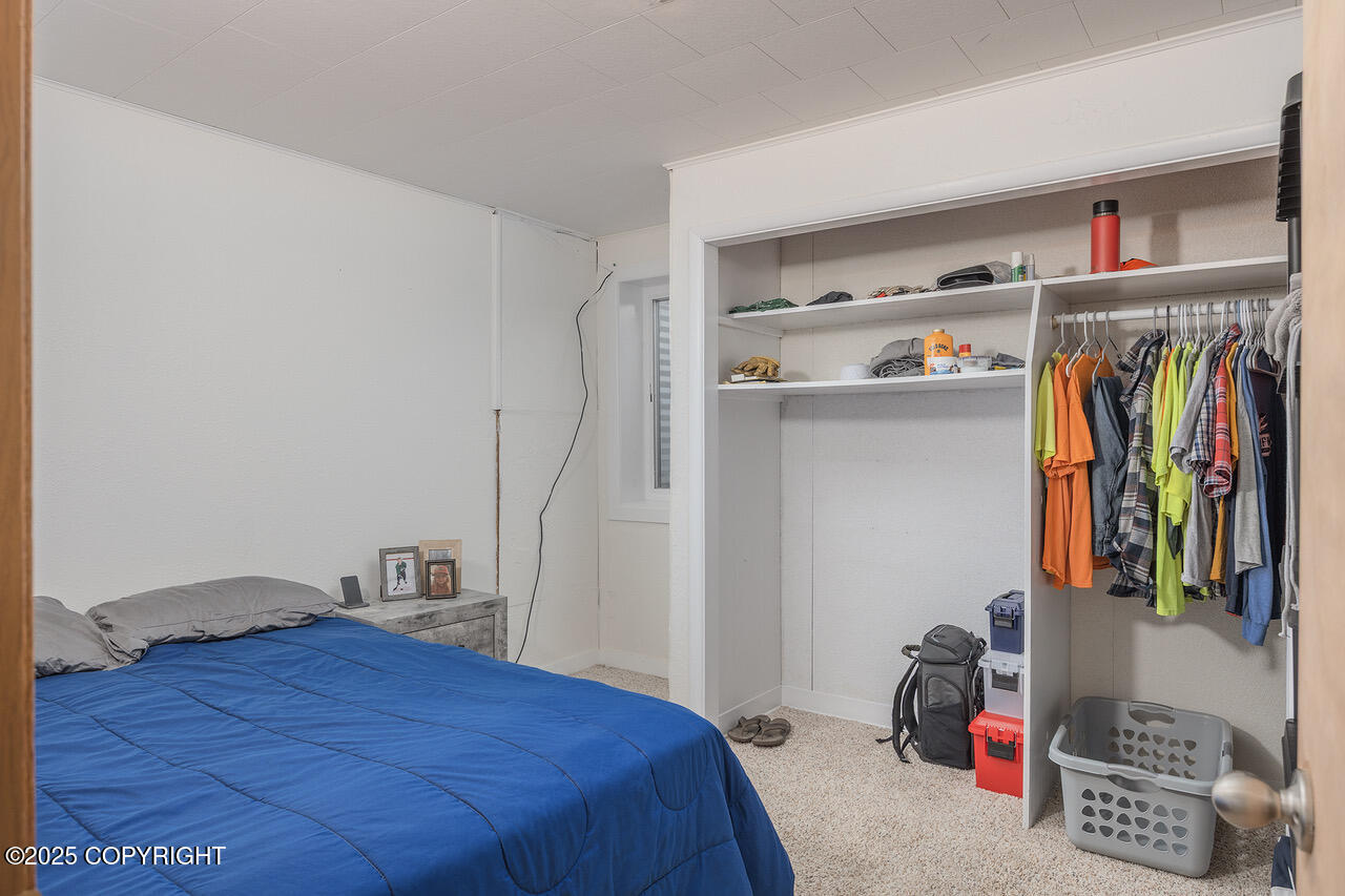 2727 Riverview Drive