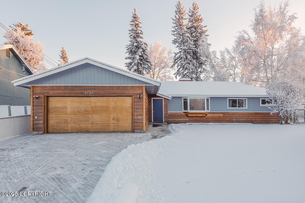 2727 Riverview Drive