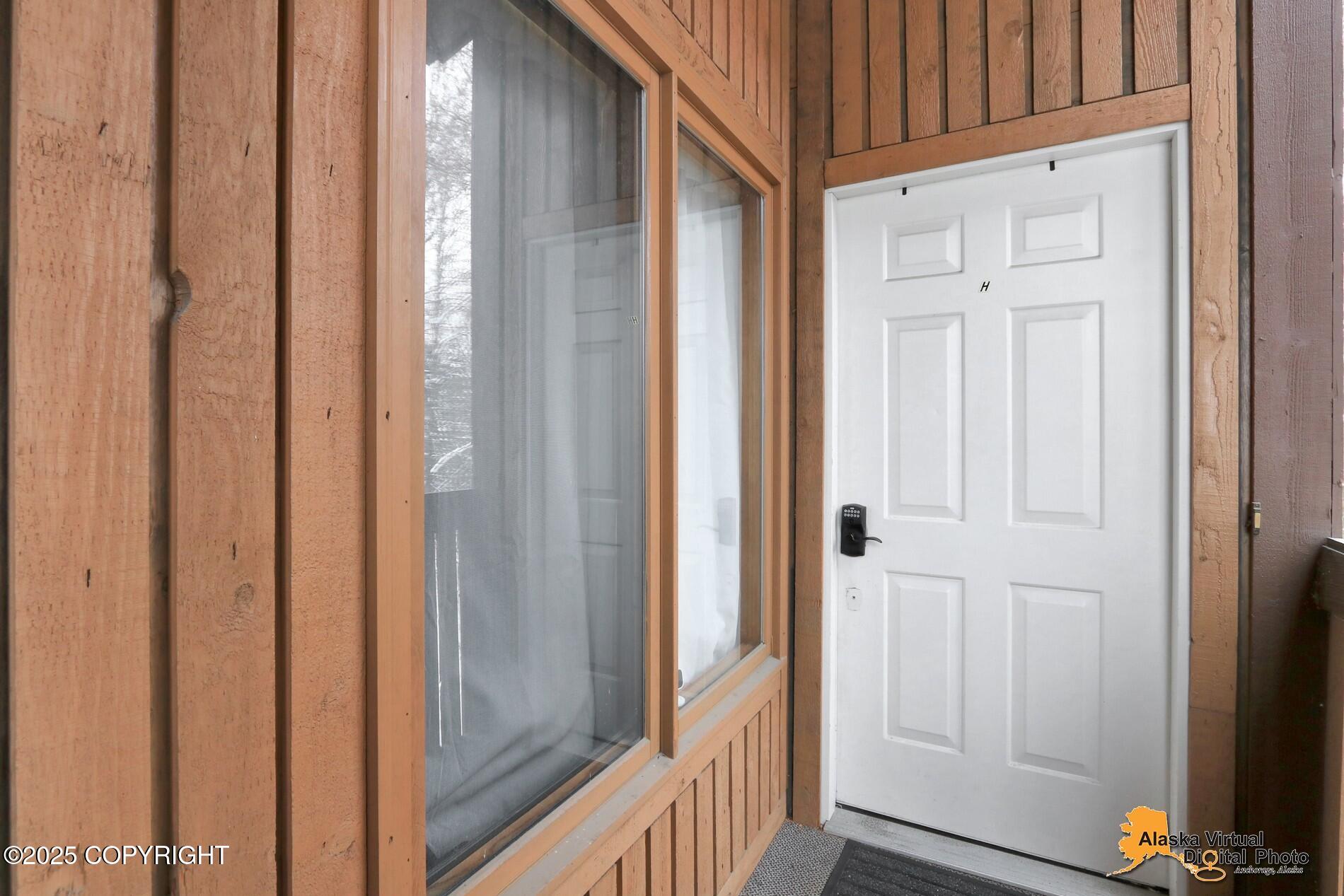 460 E 56th Avenue # 4H