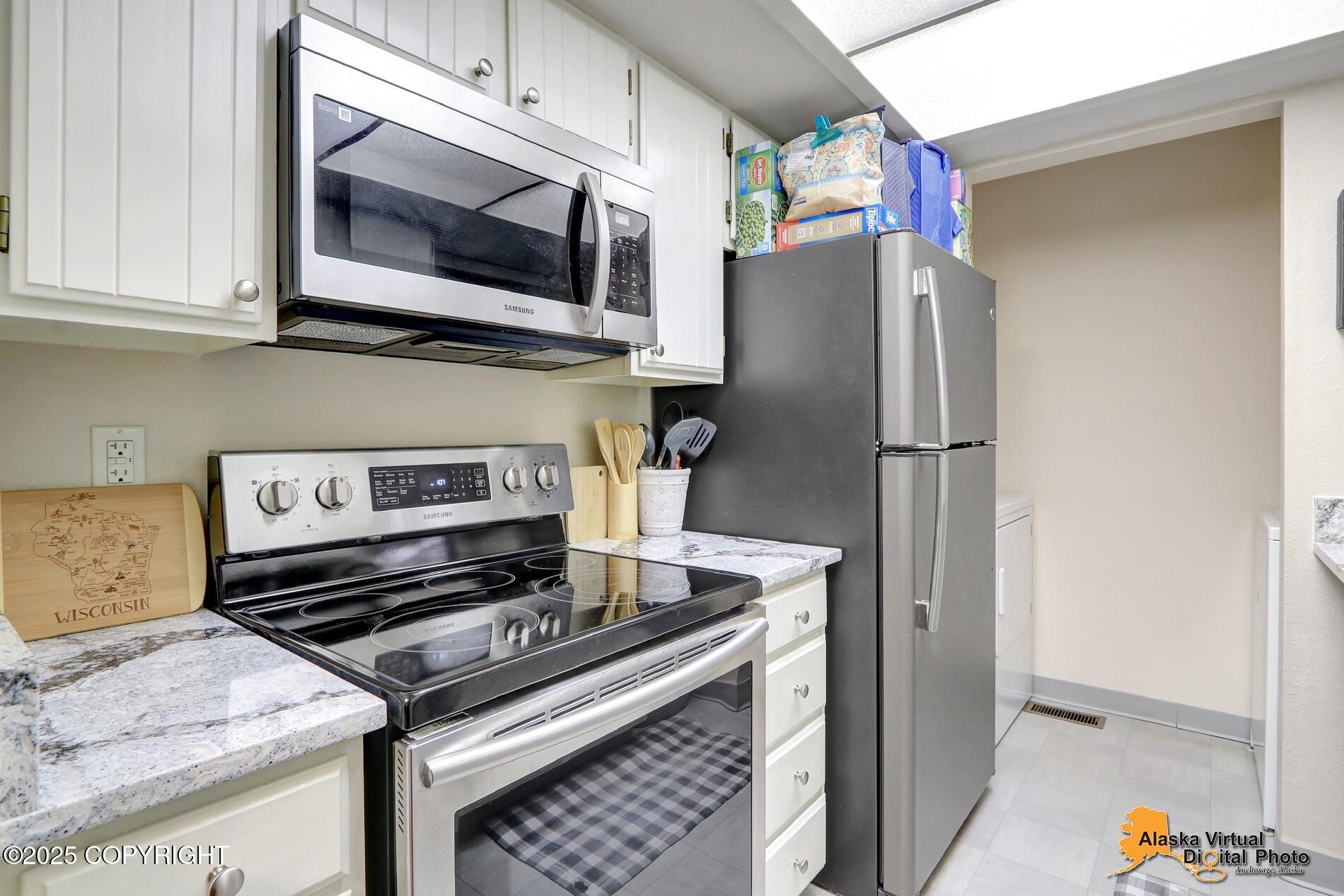 460 E 56th Avenue # 4H