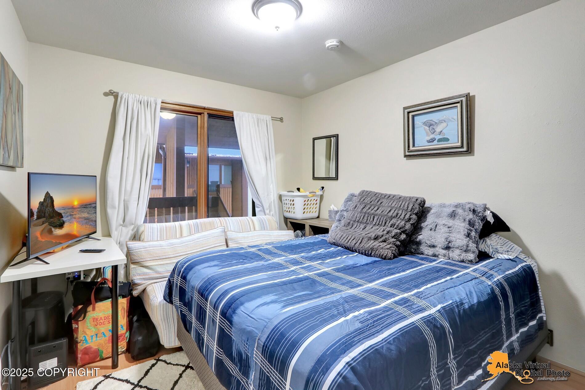 460 E 56th Avenue # 4H