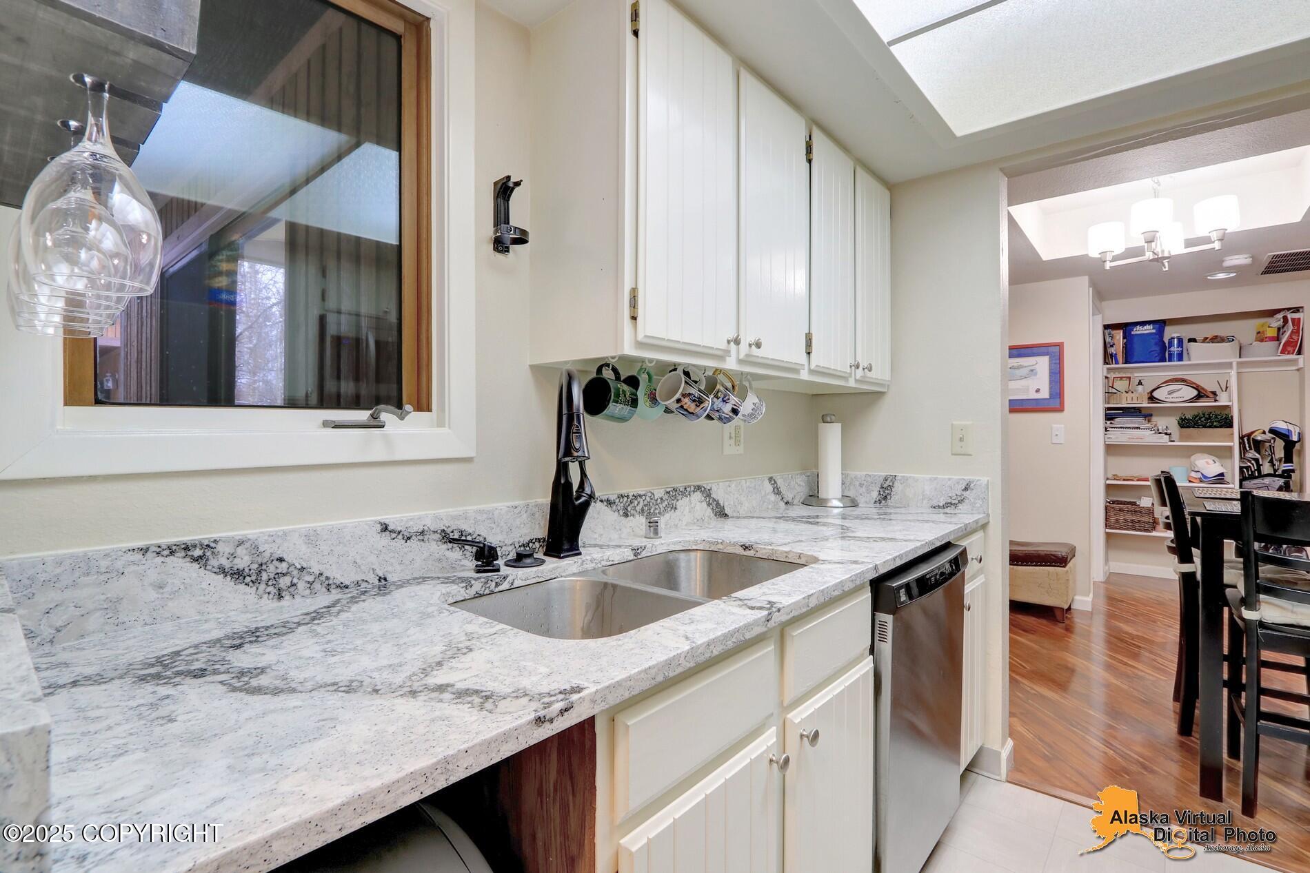 460 E 56th Avenue # 4H