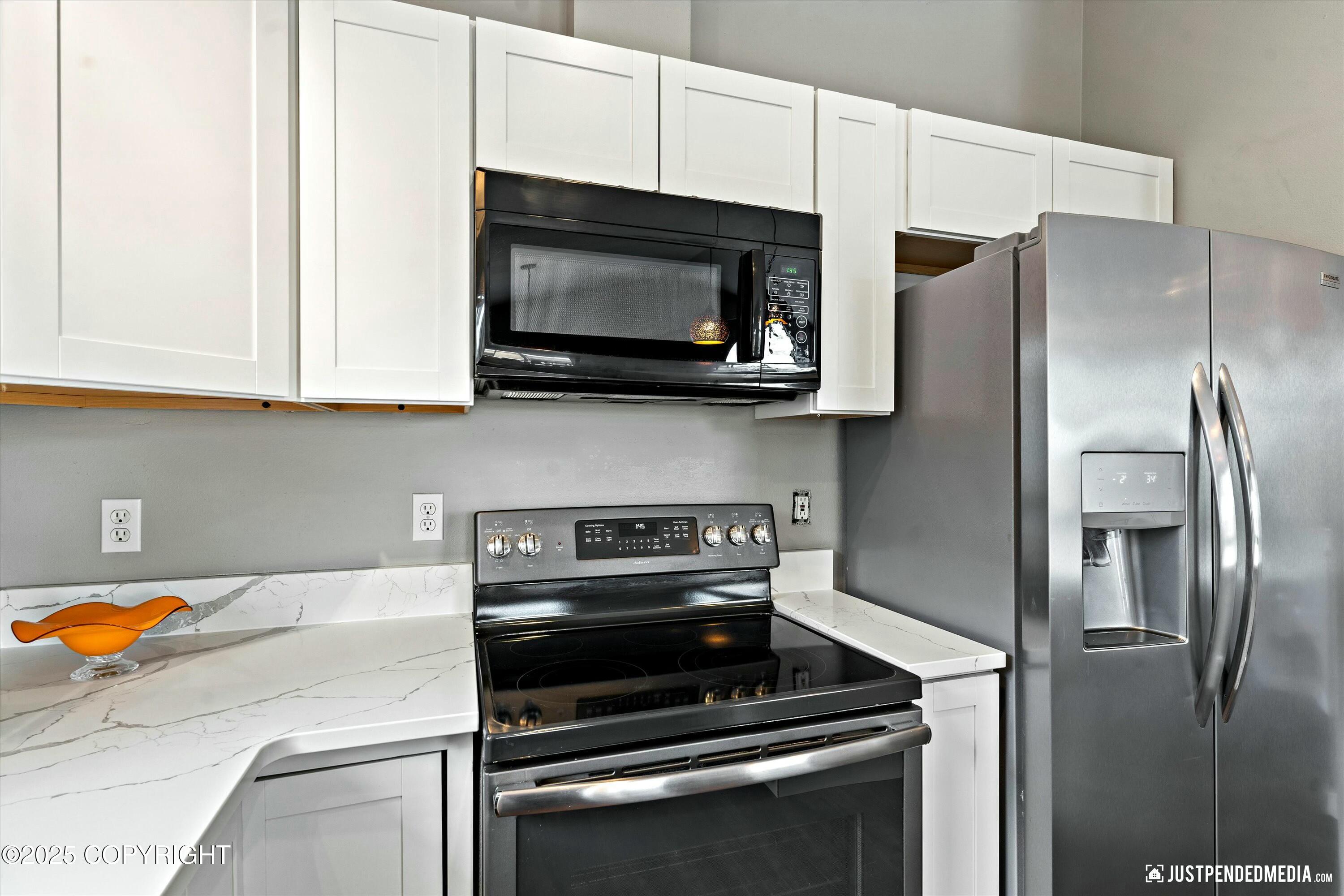 1835 Colony Place # 25