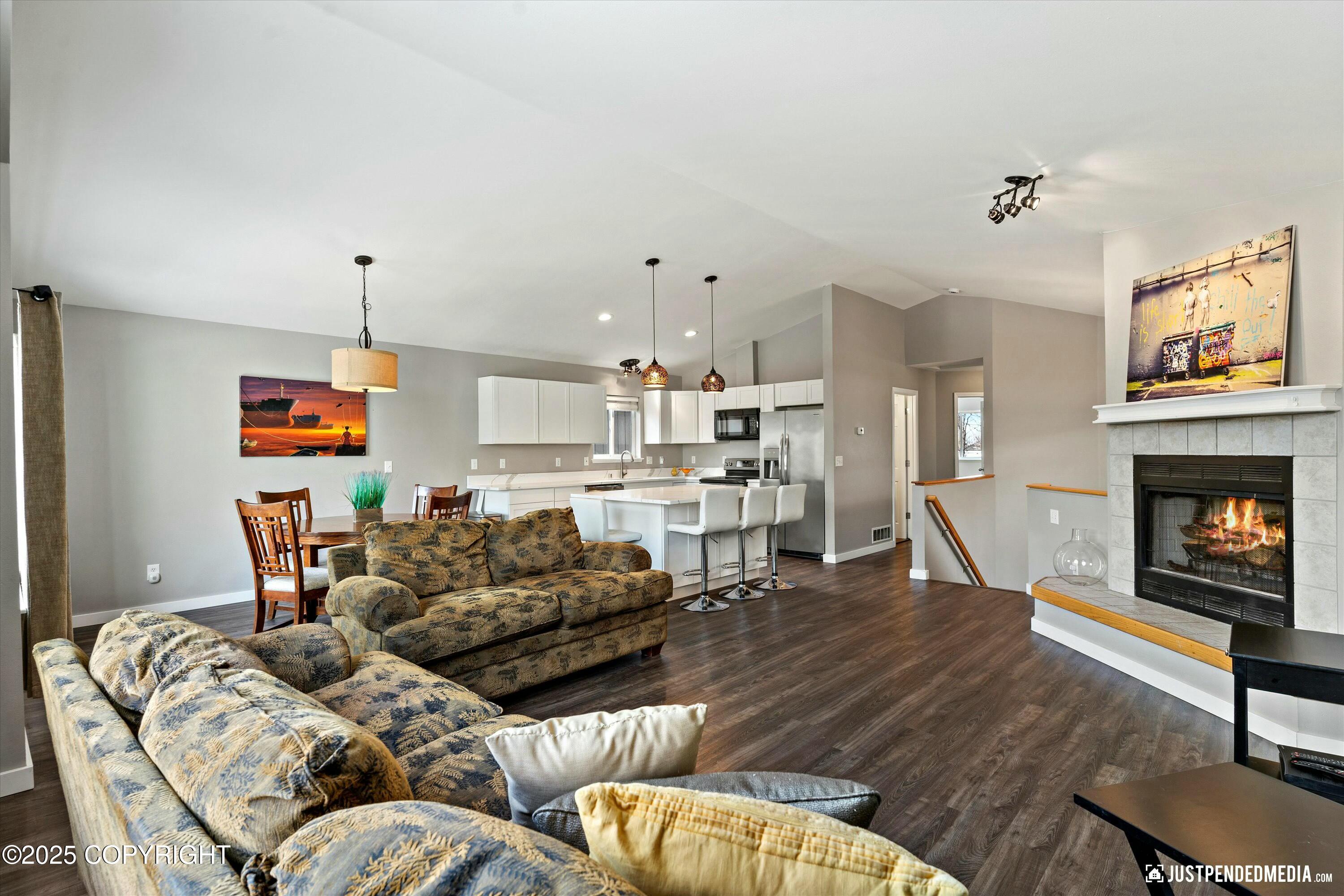 1835 Colony Place # 25