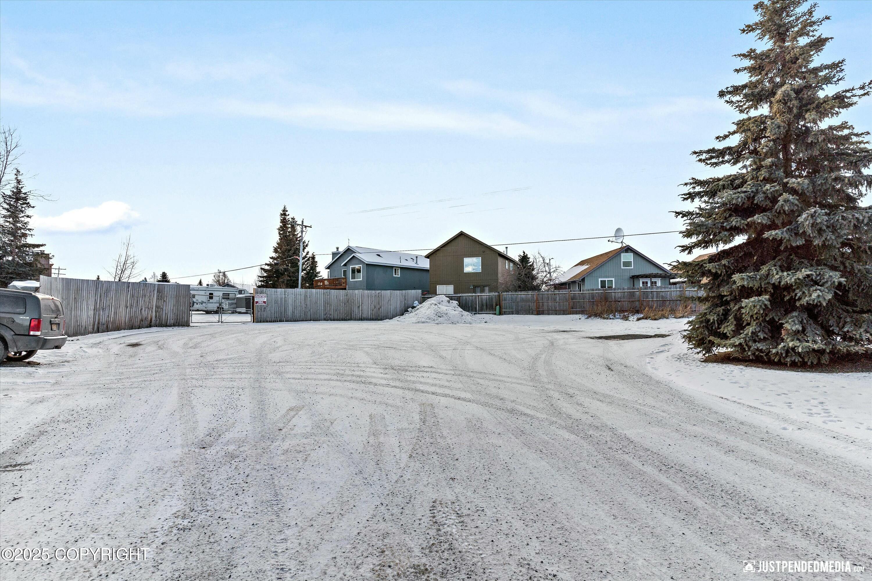 1835 Colony Place # 25
