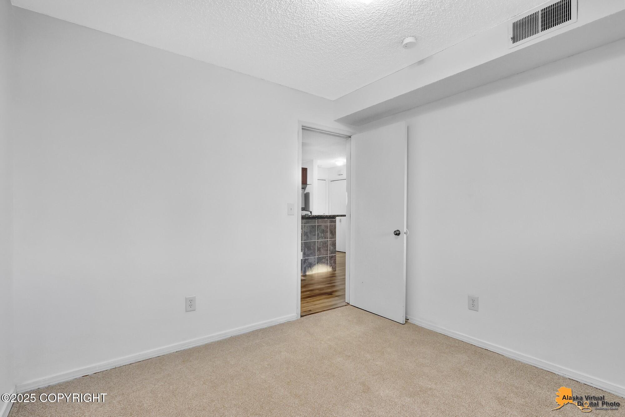 2200 Sentry Drive # 17 Unit: #A-17