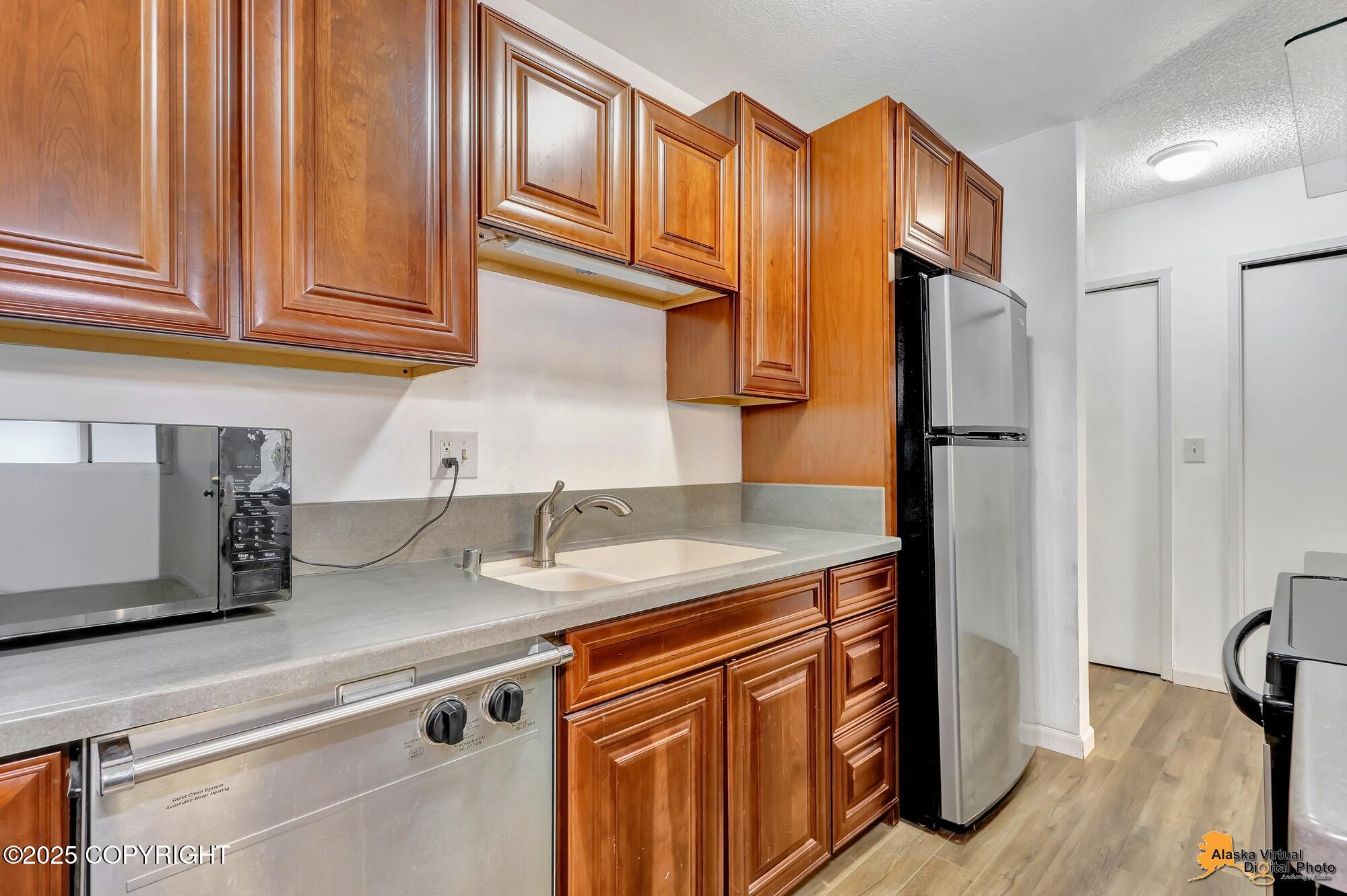 2200 Sentry Drive # 17 Unit: #A-17