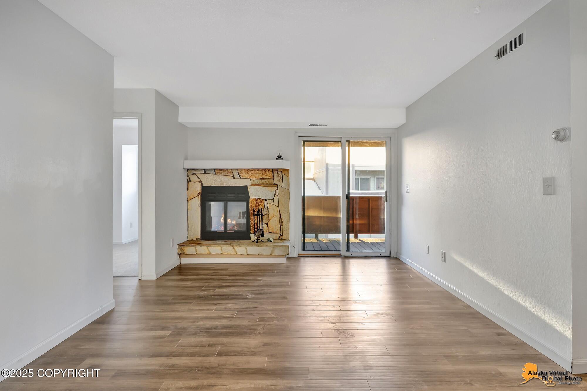 2200 Sentry Drive # 17 Unit: #A-17