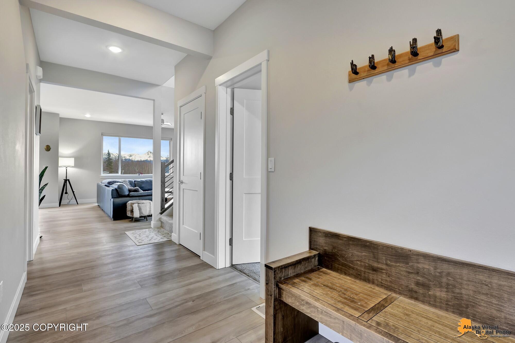 5454 Sandhill Lp