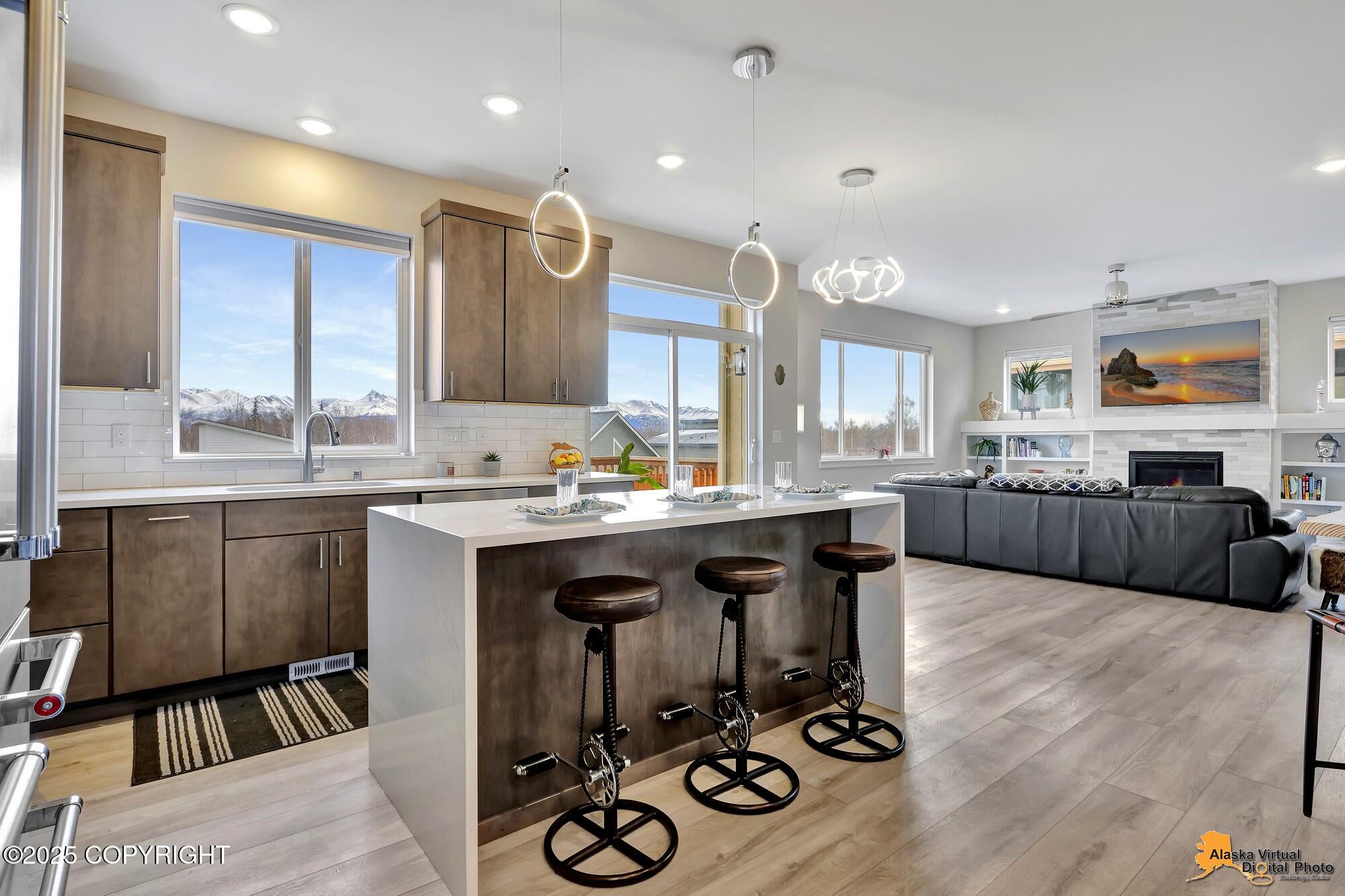 5454 Sandhill Lp