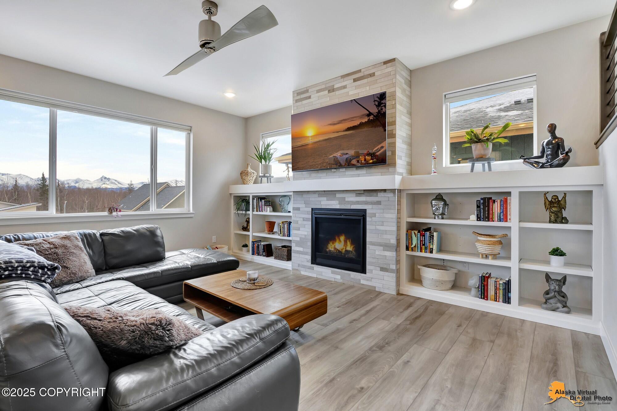 5454 Sandhill Lp