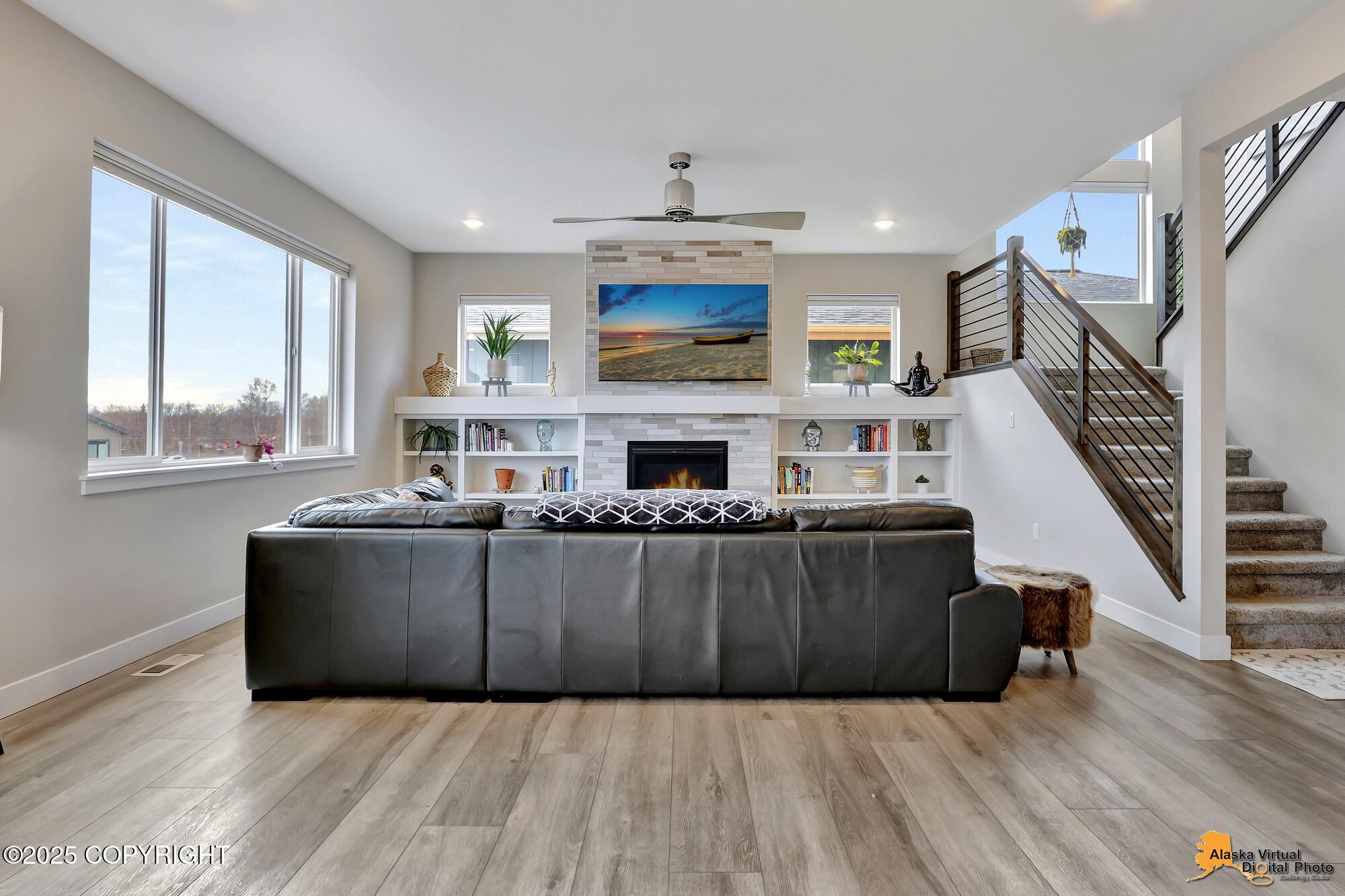 5454 Sandhill Lp