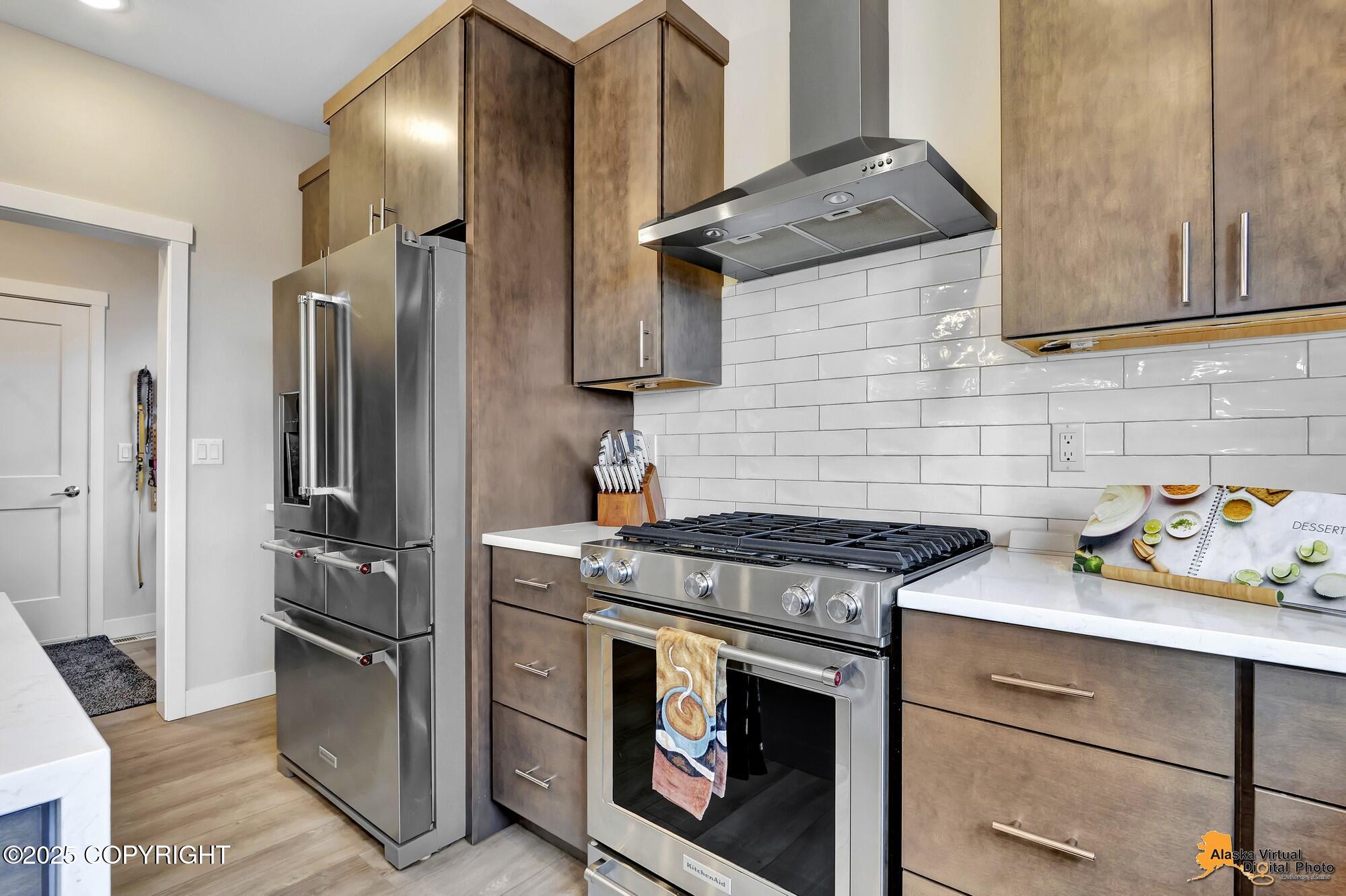 5454 Sandhill Lp