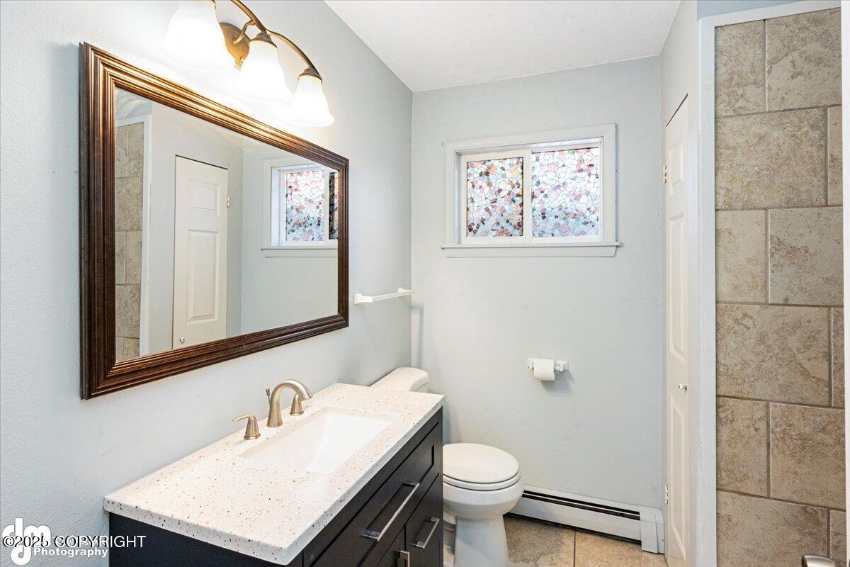 8525 Rangeview Avenue