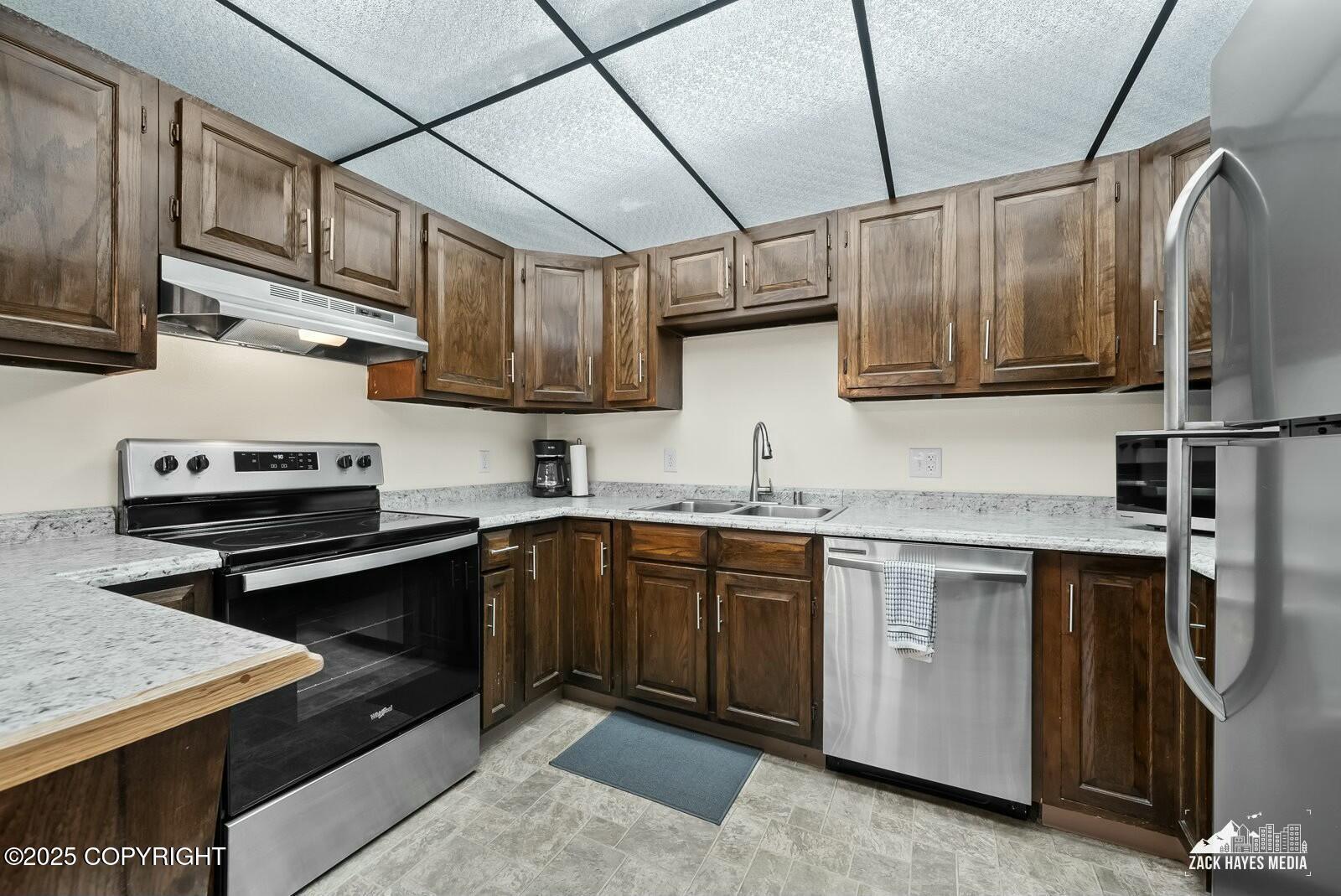 1427 Columbine Street