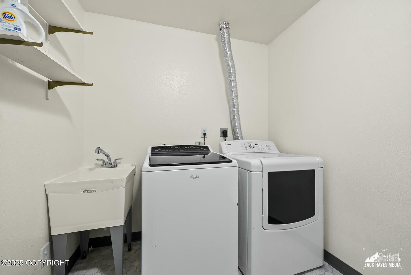 1427 Columbine Street