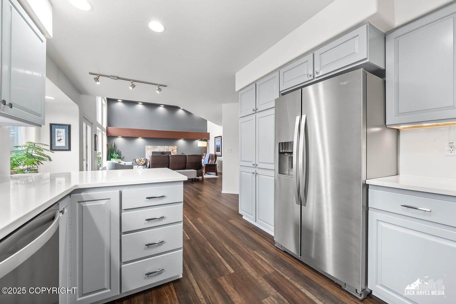 6251 Bubbling Brook Circle