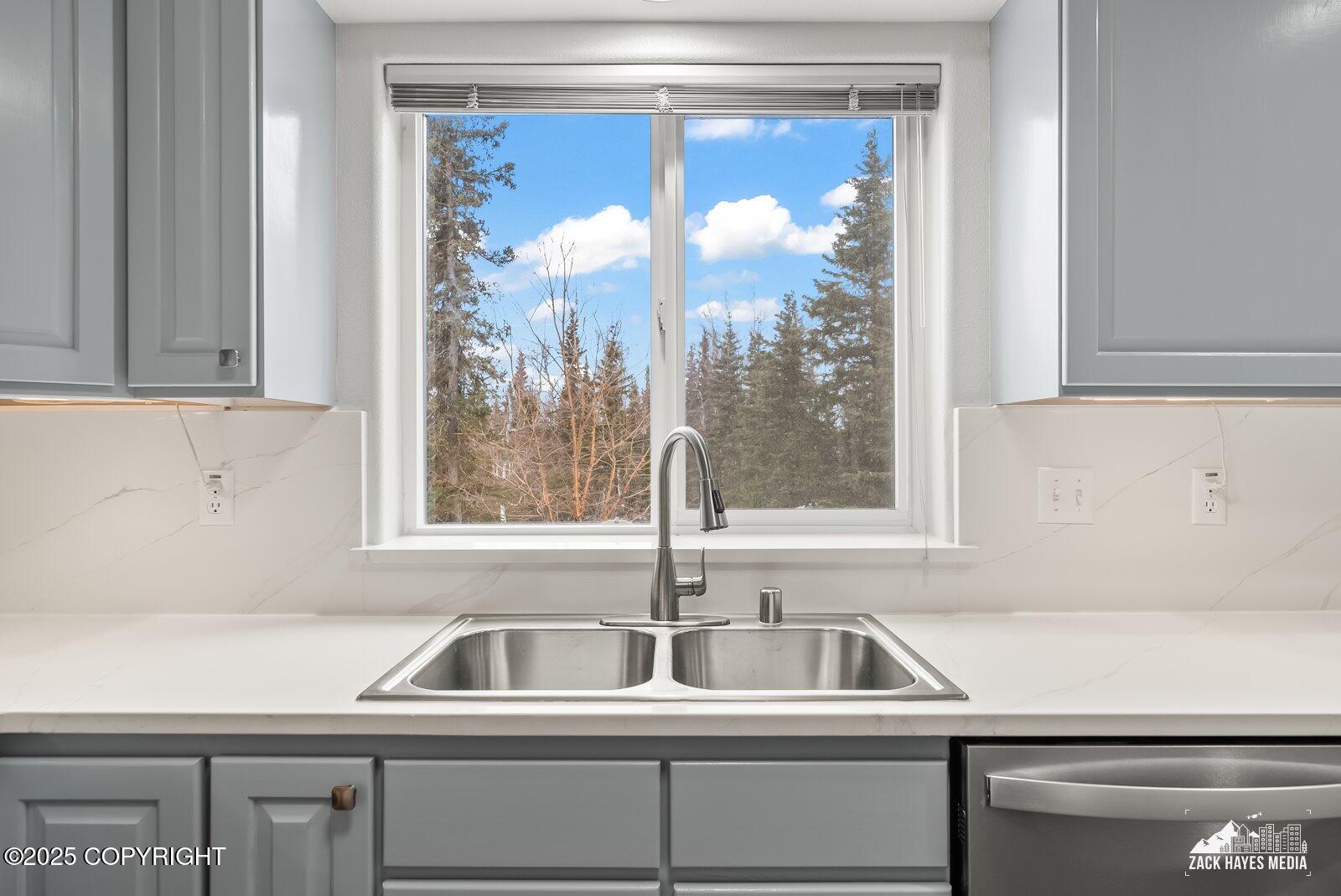 6251 Bubbling Brook Circle