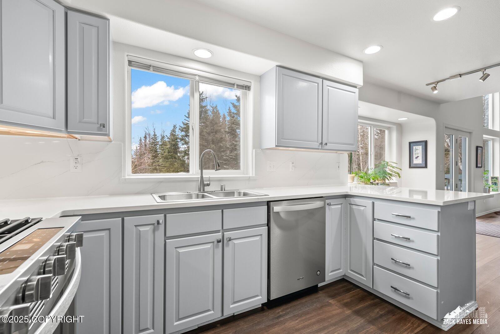 6251 Bubbling Brook Circle