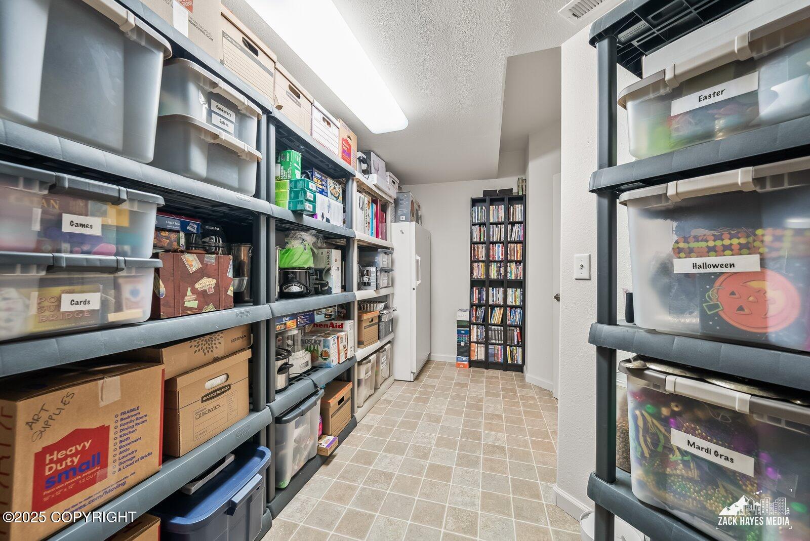 6251 Bubbling Brook Circle