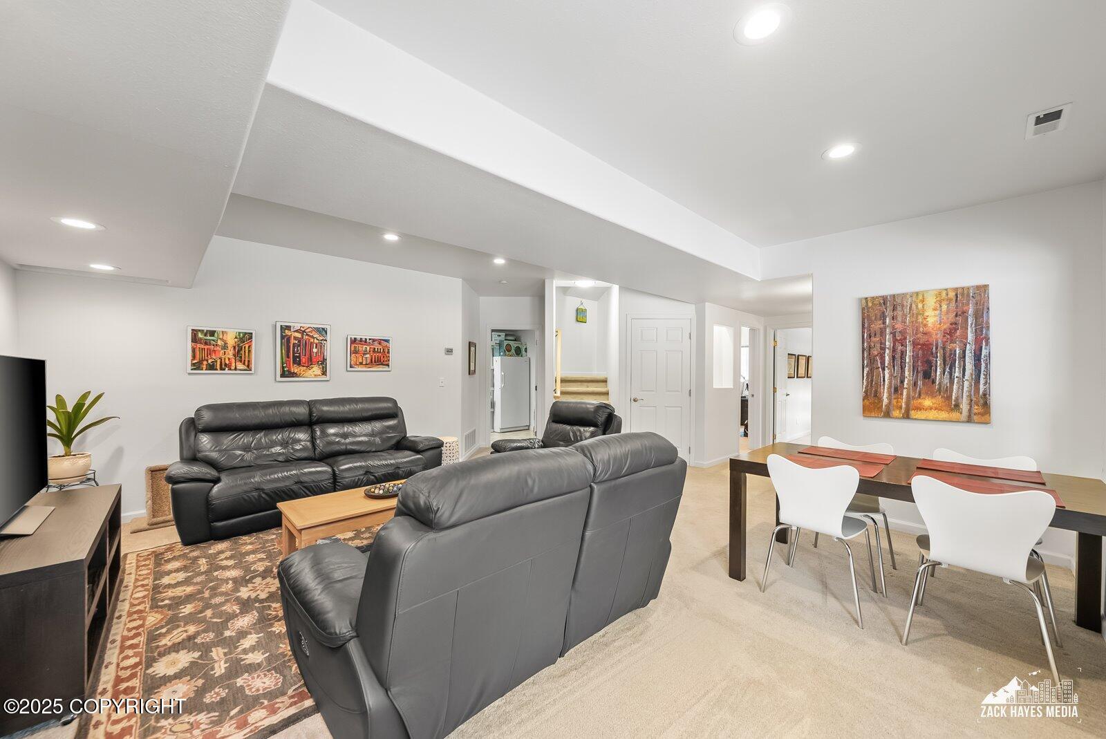 6251 Bubbling Brook Circle