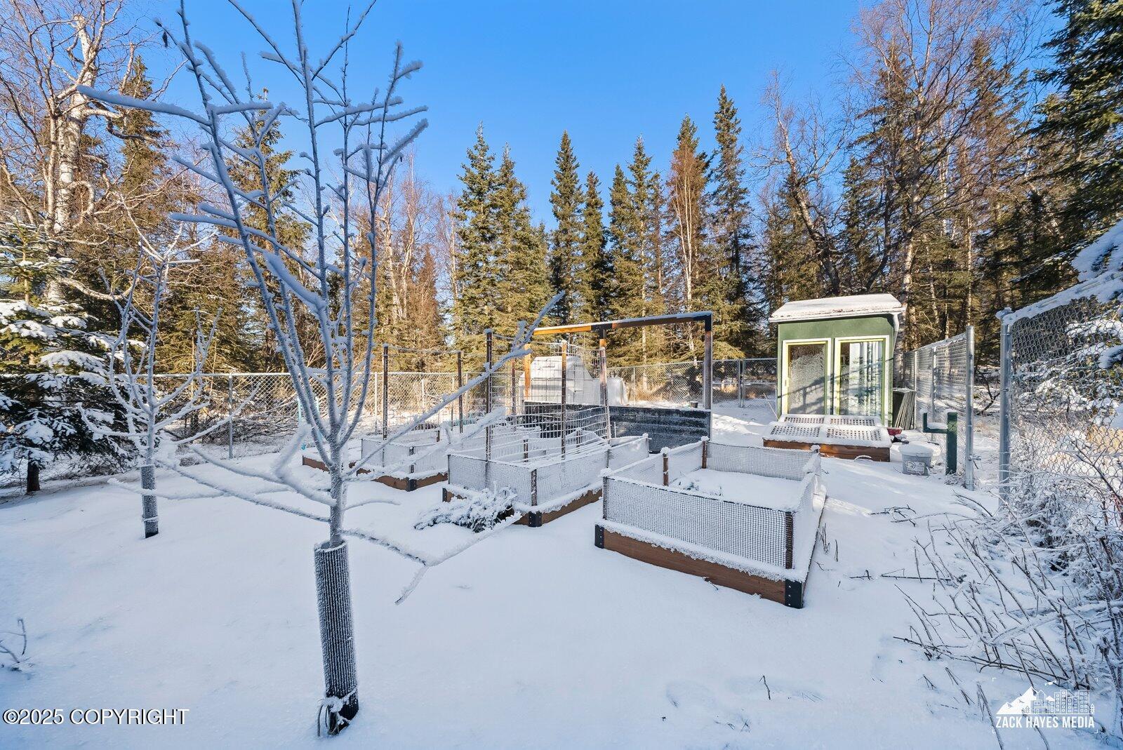 6251 Bubbling Brook Circle