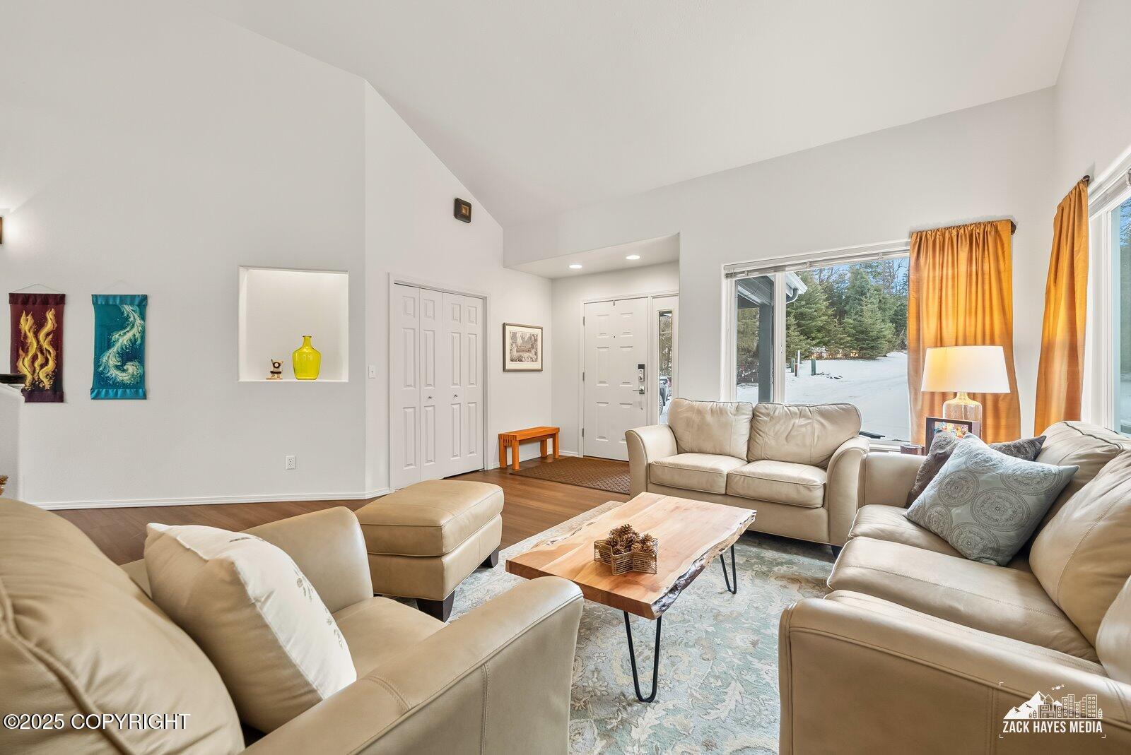 6251 Bubbling Brook Circle