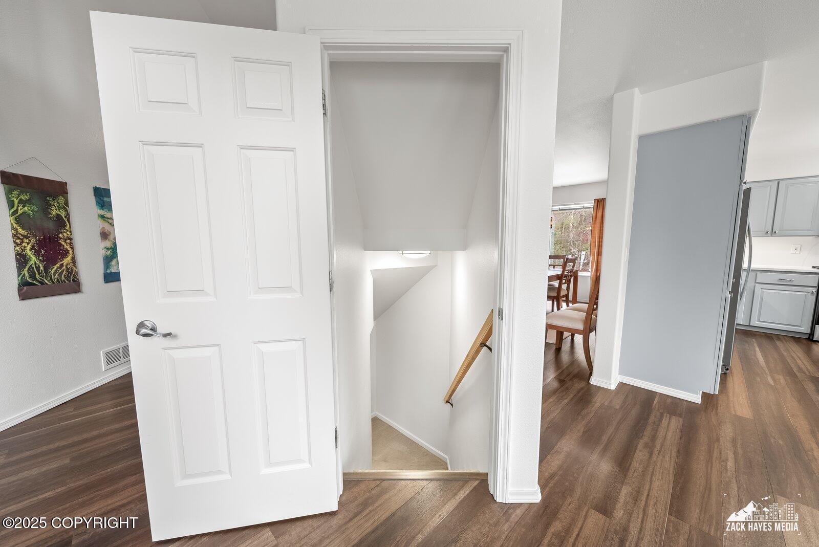 6251 Bubbling Brook Circle