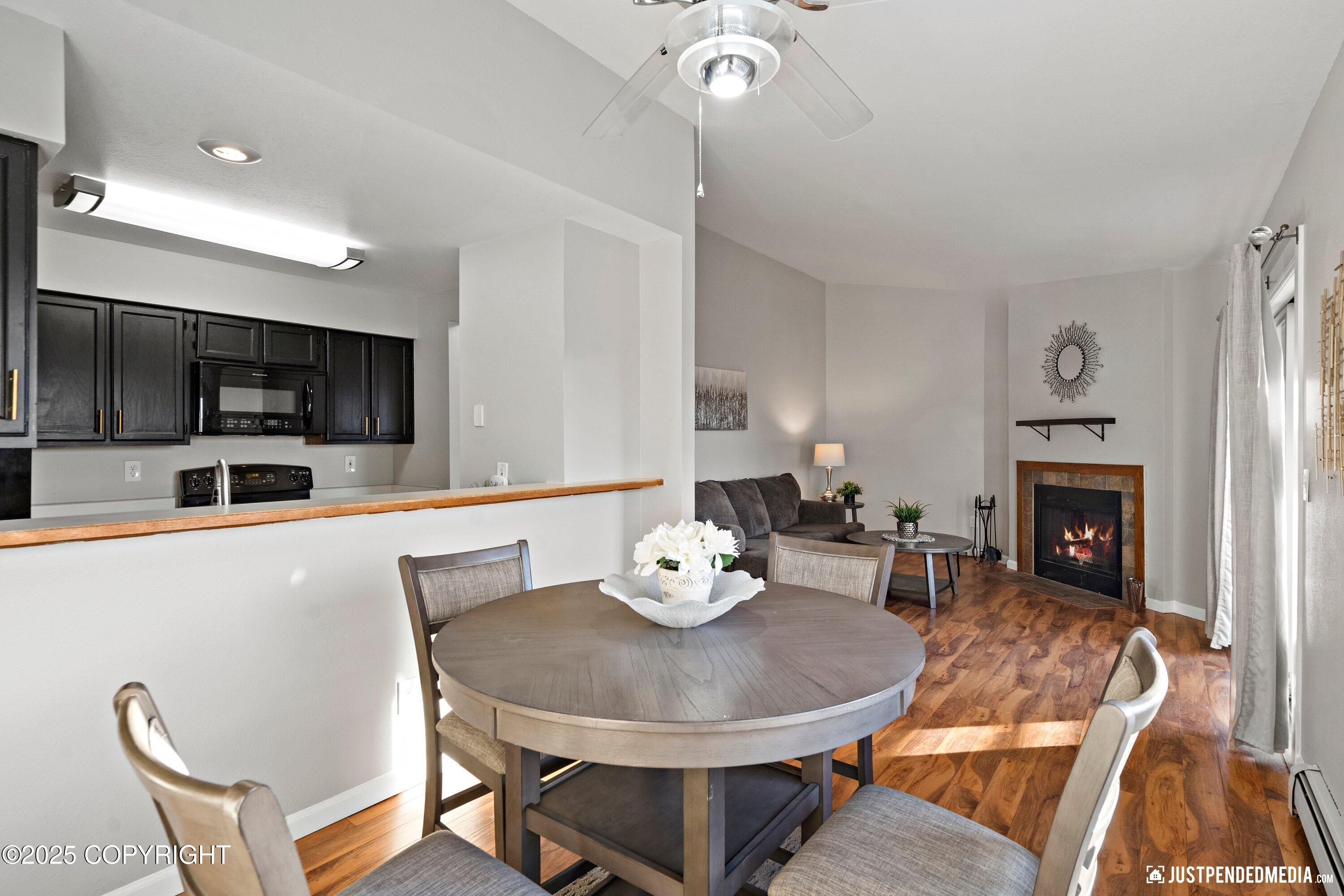 1819 E Tudor Road # B302