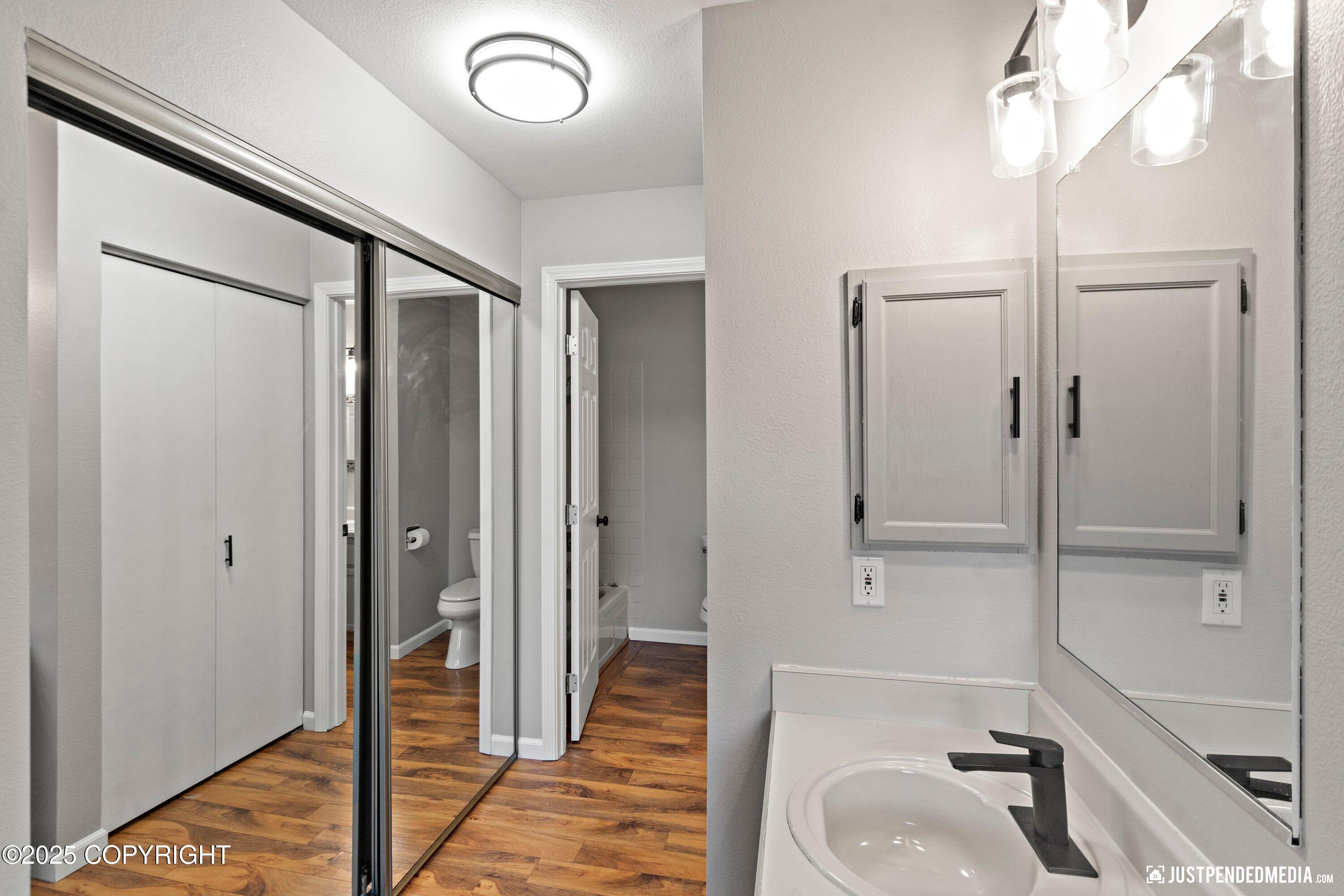 1819 E Tudor Road # B302