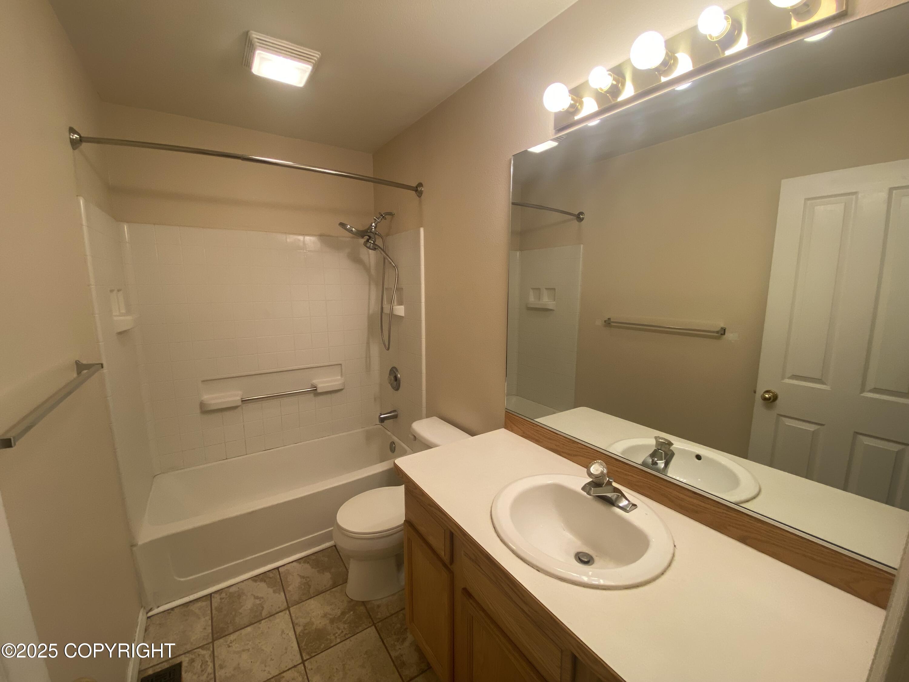 4518 Camila Court # B Unit: #B