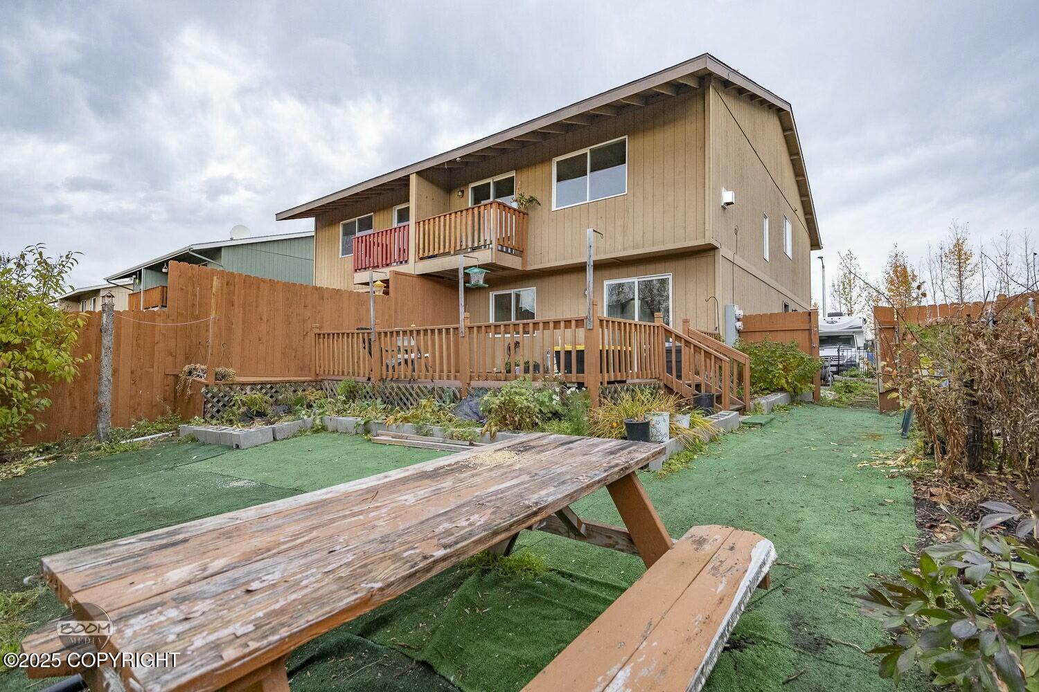 2382/2384 E 64th Avenue