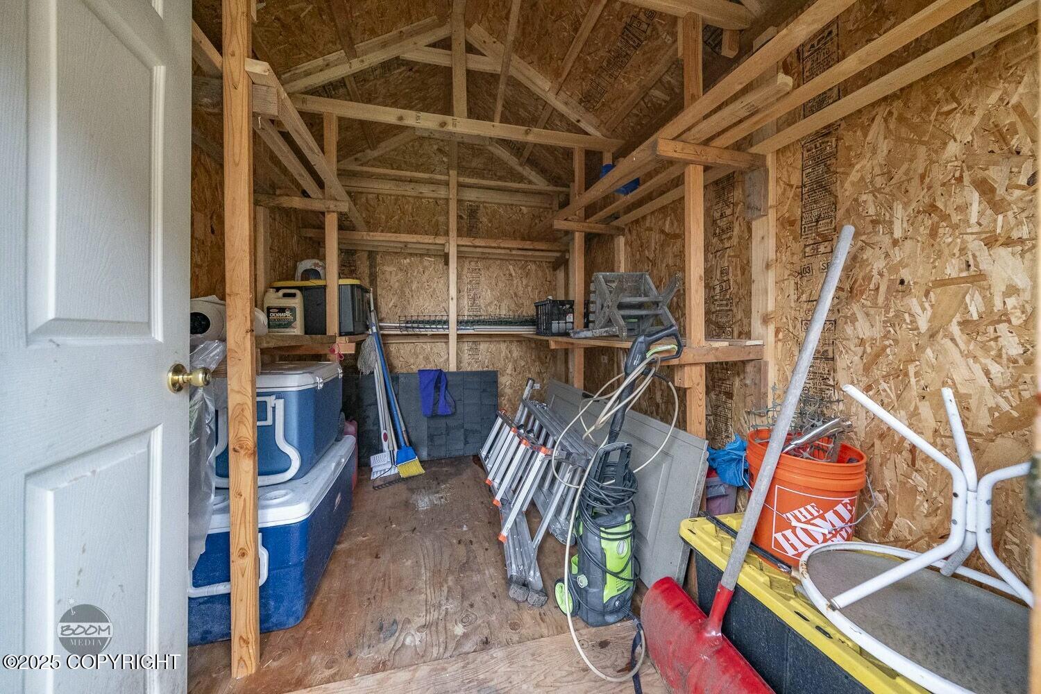 2382/2384 E 64th Avenue